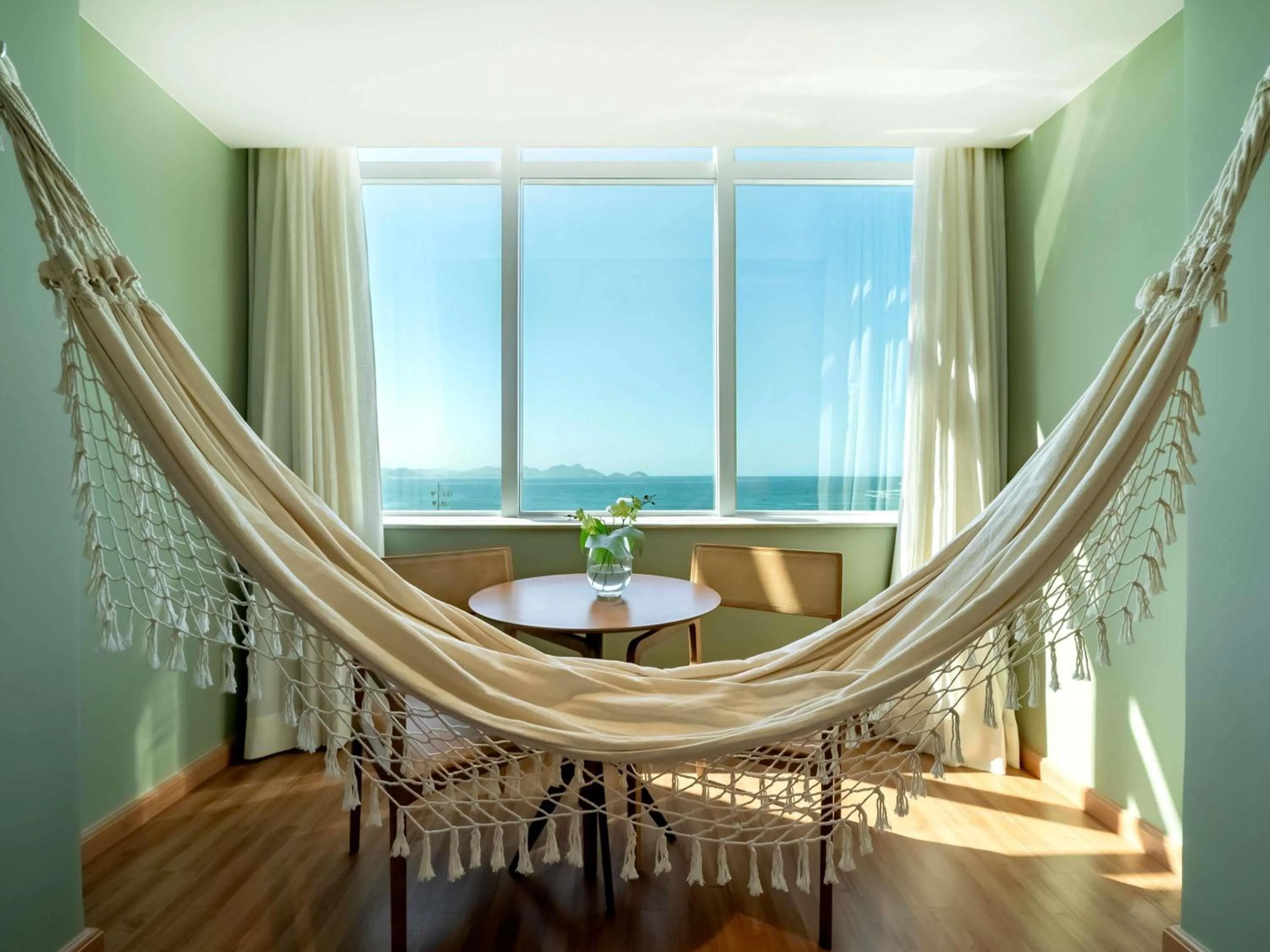Bedroom in Grand Mercure Rio de Janeiro Copacabana