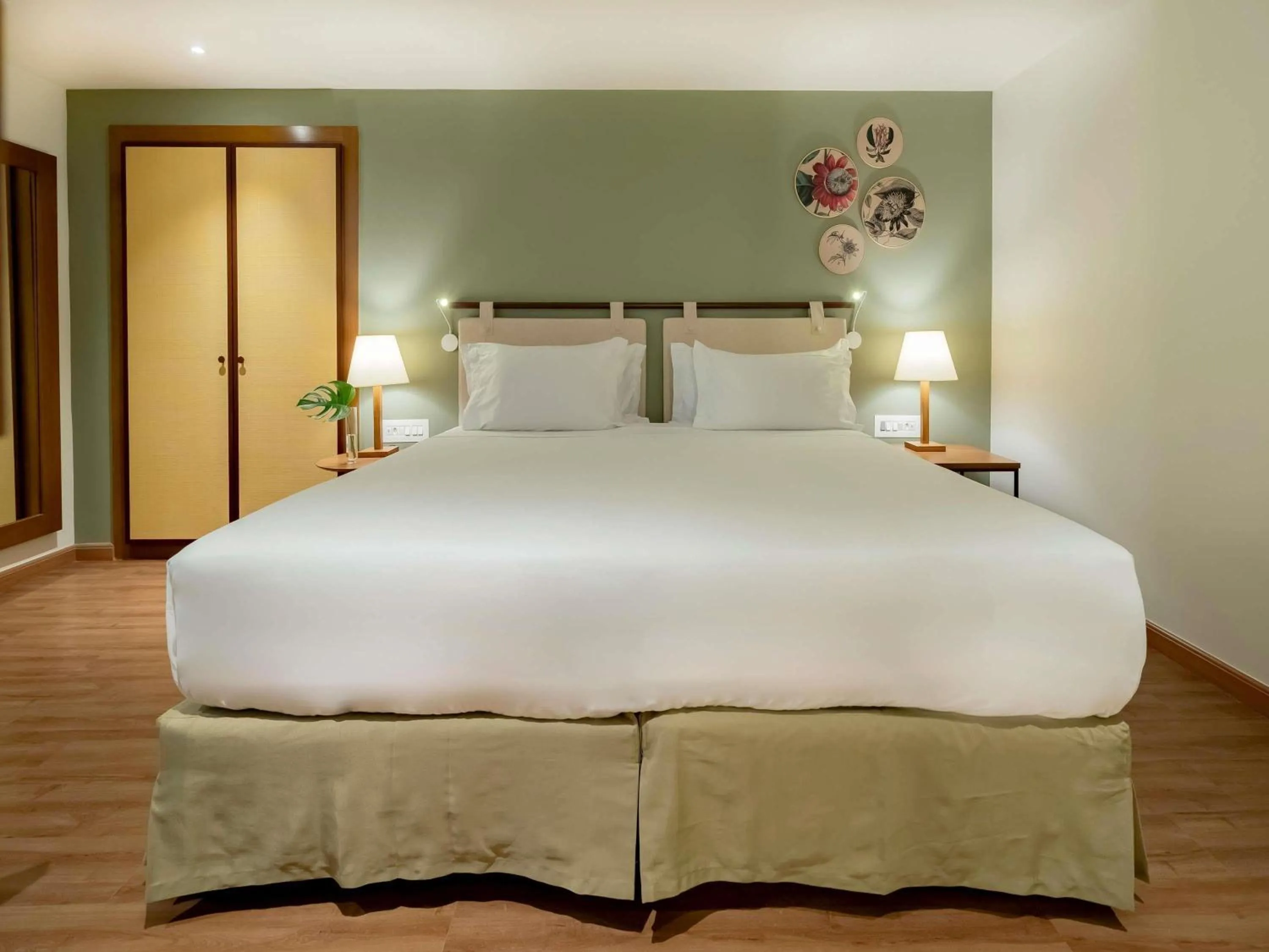 Bedroom, Bed in Grand Mercure Rio de Janeiro Copacabana