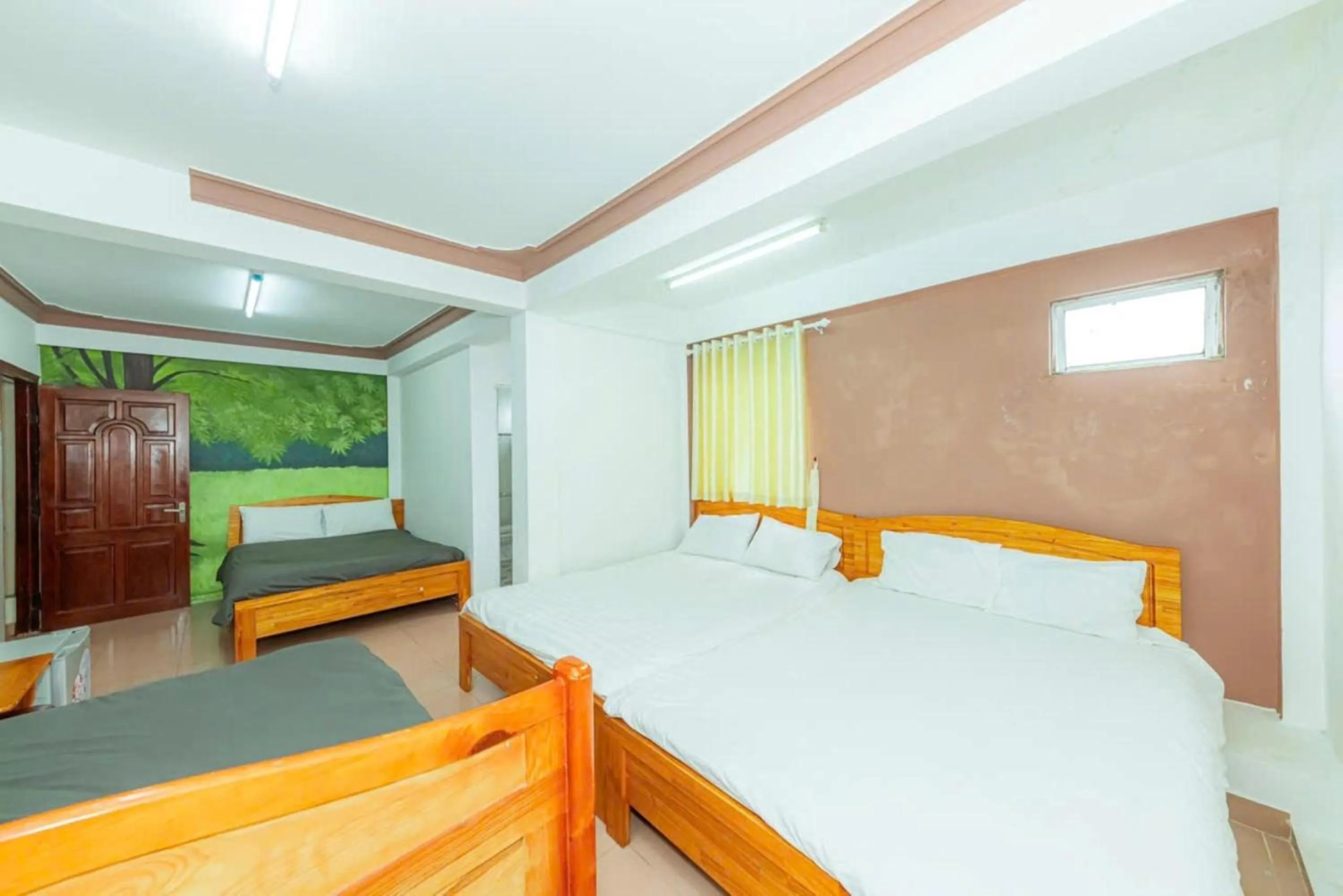 Bedroom, Bed in Reverie Hotel