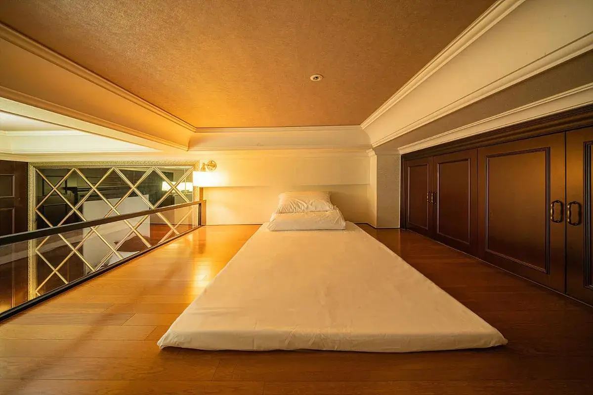 Bed in Yeoksam Artnouveau City Hotel and Residence Bed in Yeoksam Artnouveau City Hotel and Residence
