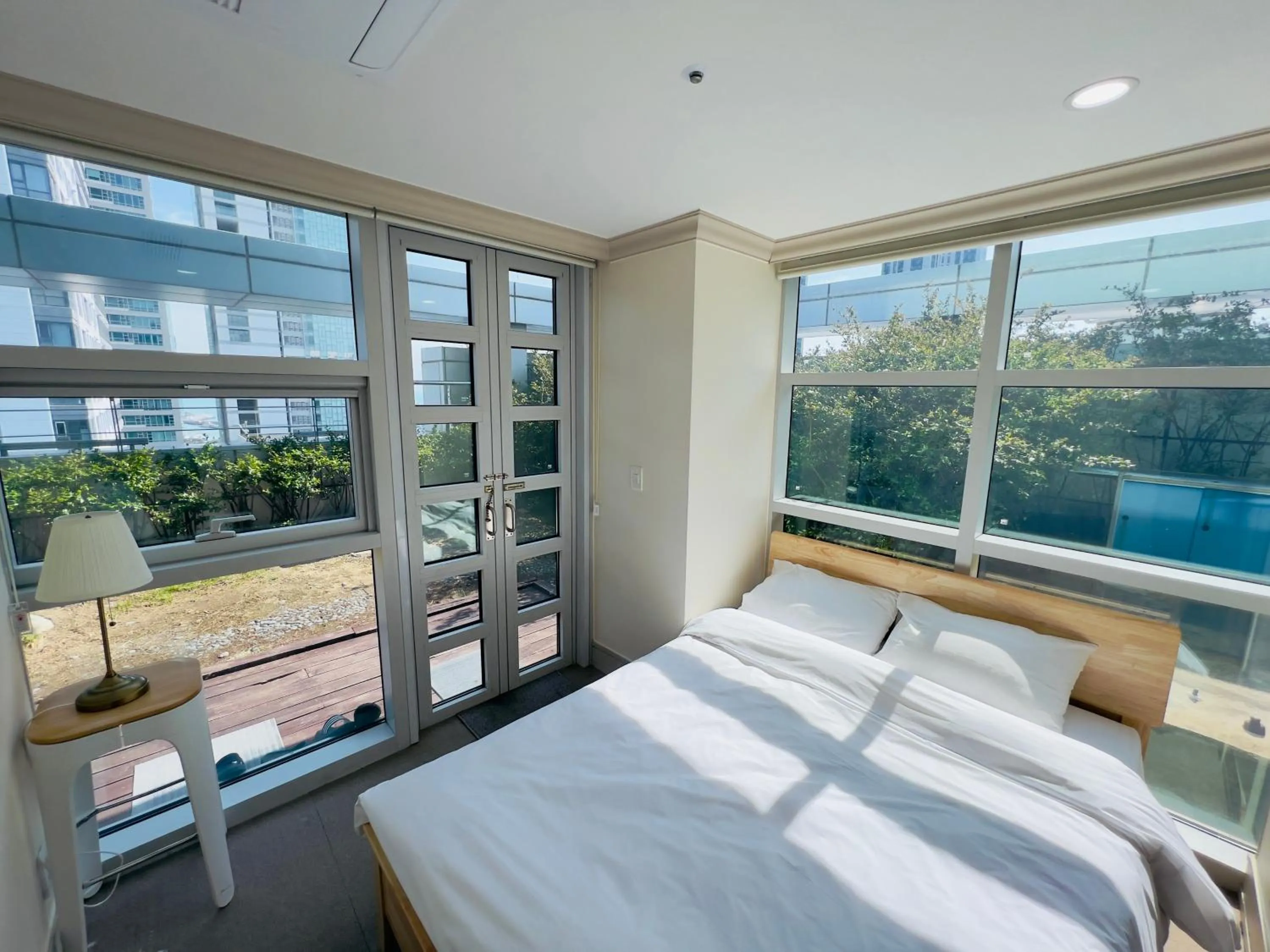 Bed in Busan Centum Victoria hotel