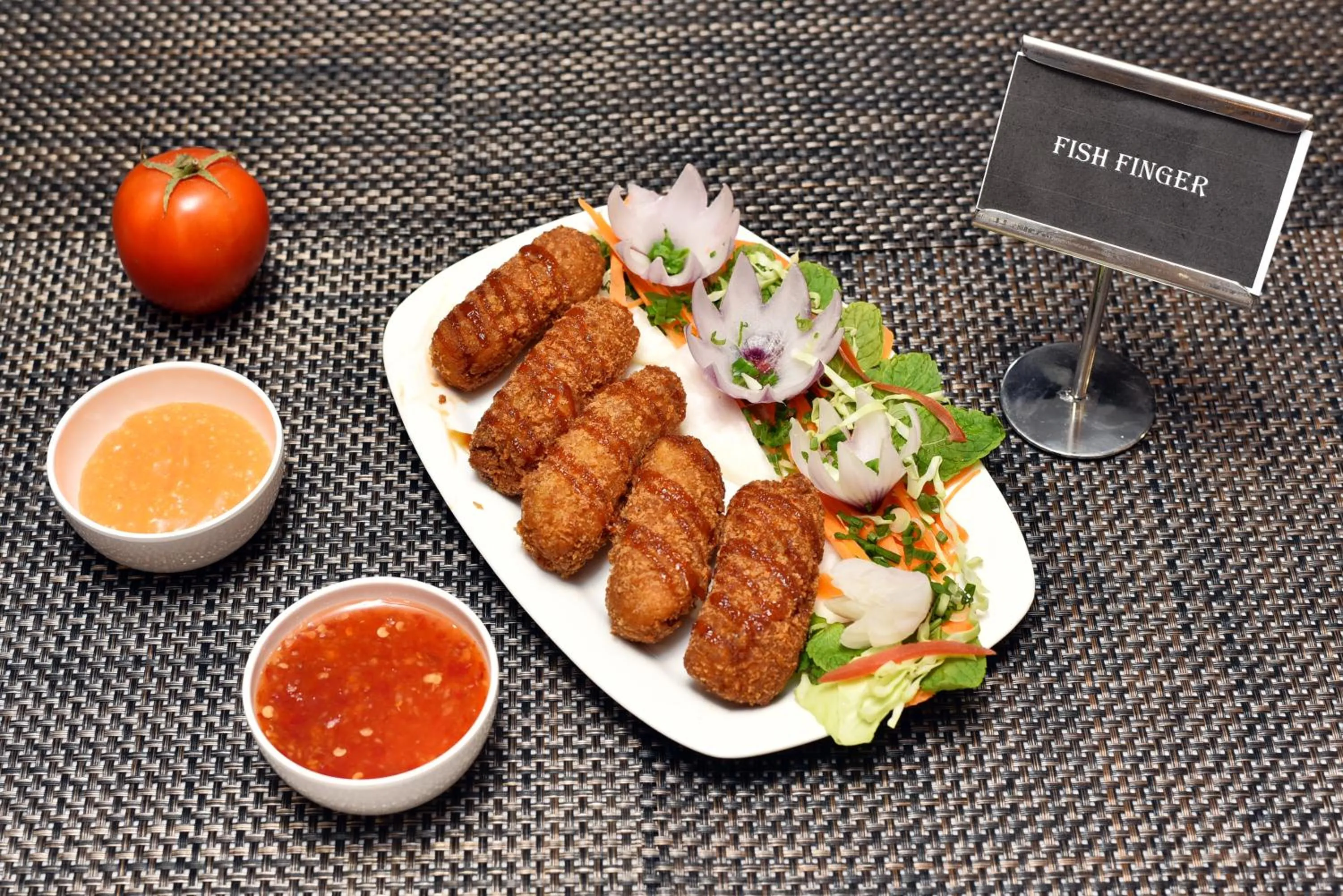 Food in Rufina Pinasa Residency