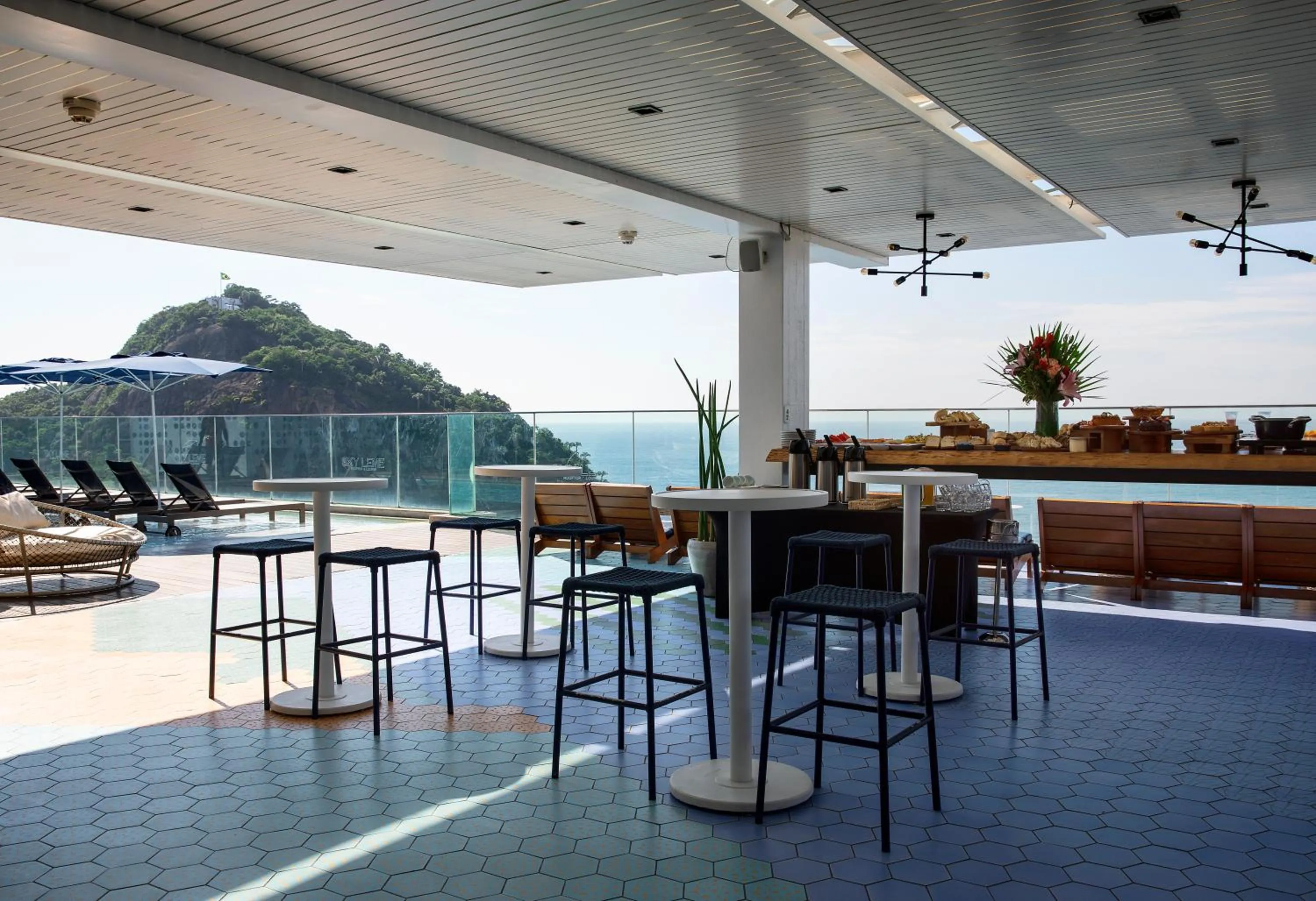 Lounge or bar in Novotel Rio de Janeiro Leme
