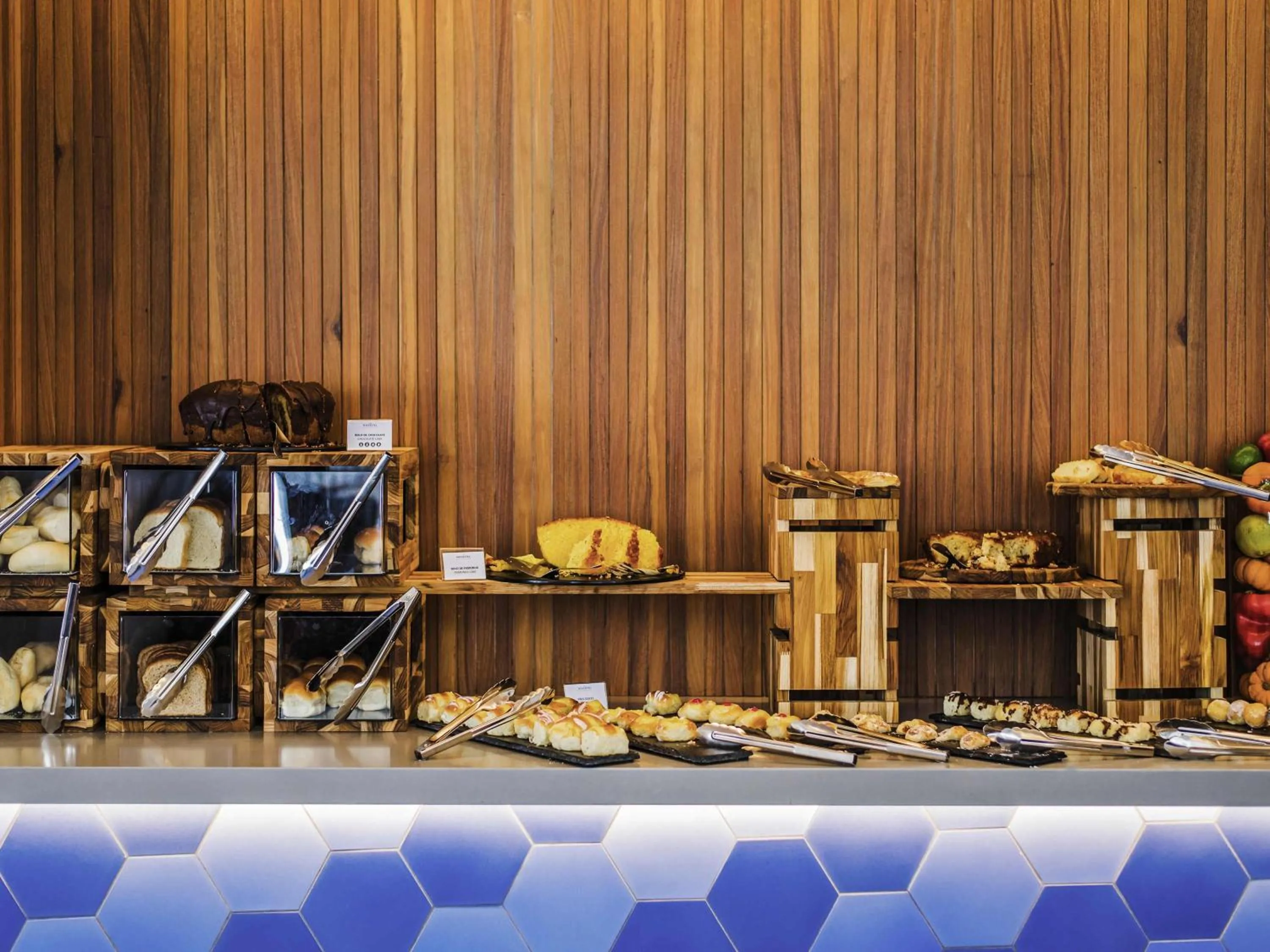 Restaurant/places to eat in Novotel Rio de Janeiro Leme