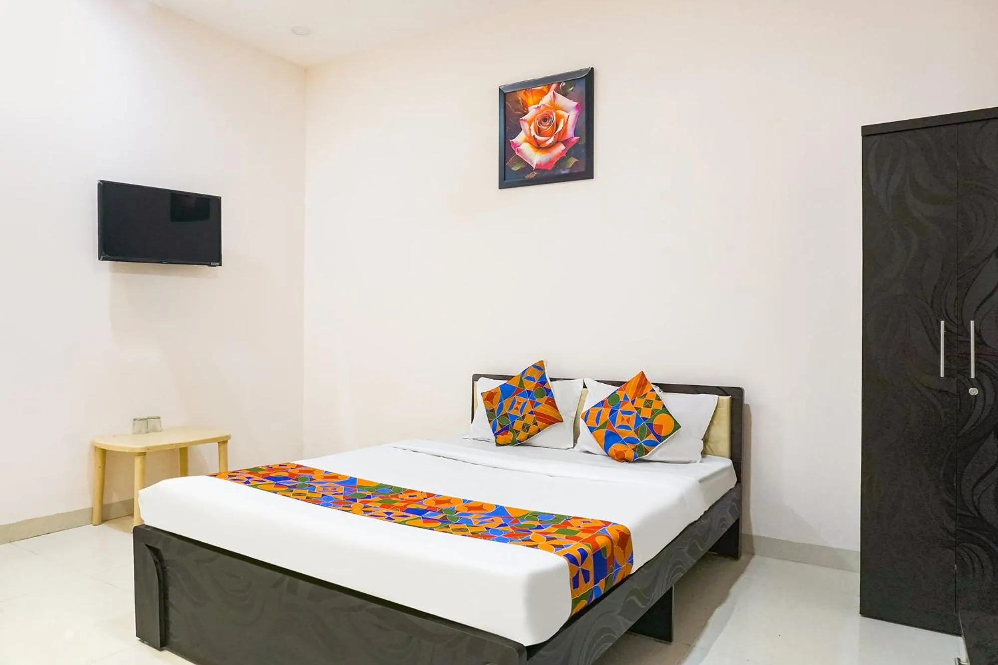 Bed in FabHotel Rachana Residency - Nr Shivaji Nagar Metro Station and Railway Station