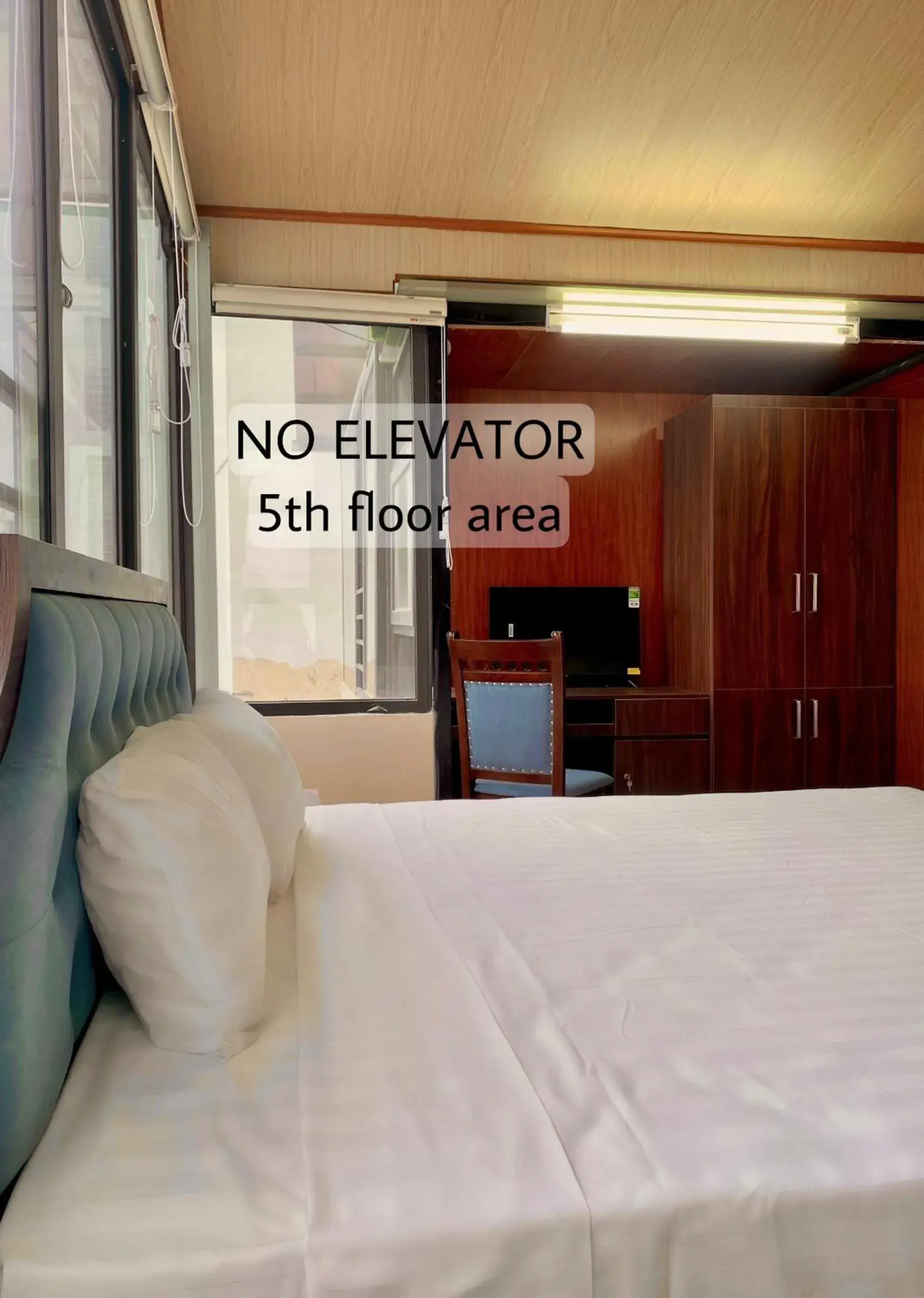 Bed in Hanoi Hidden Guest House Bed in Hanoi Hidden Guest House