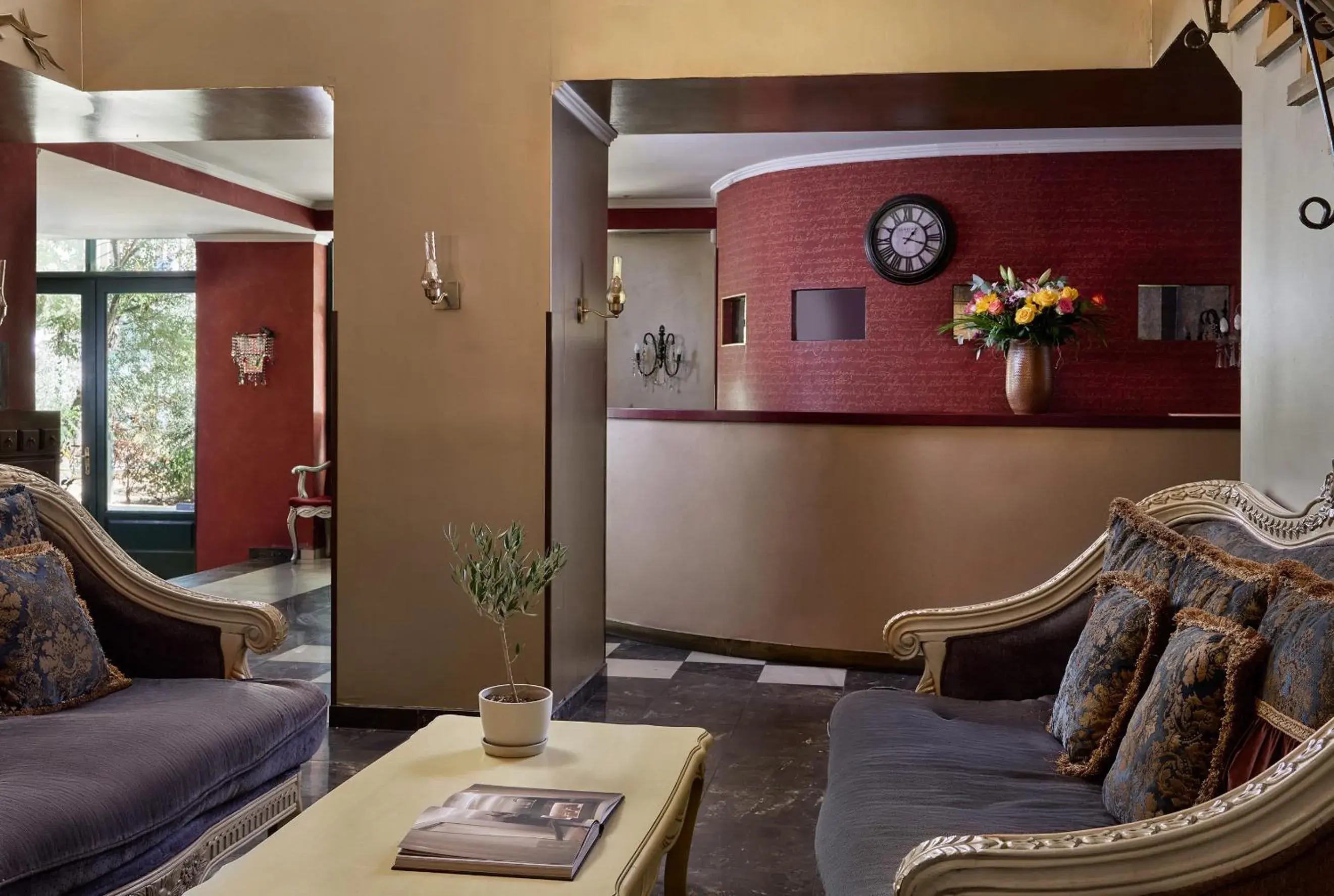 Lobby or reception in Delphi Art Hotel by Prima Hotels Lobby or reception in Delphi Art Hotel by Prima Hotels