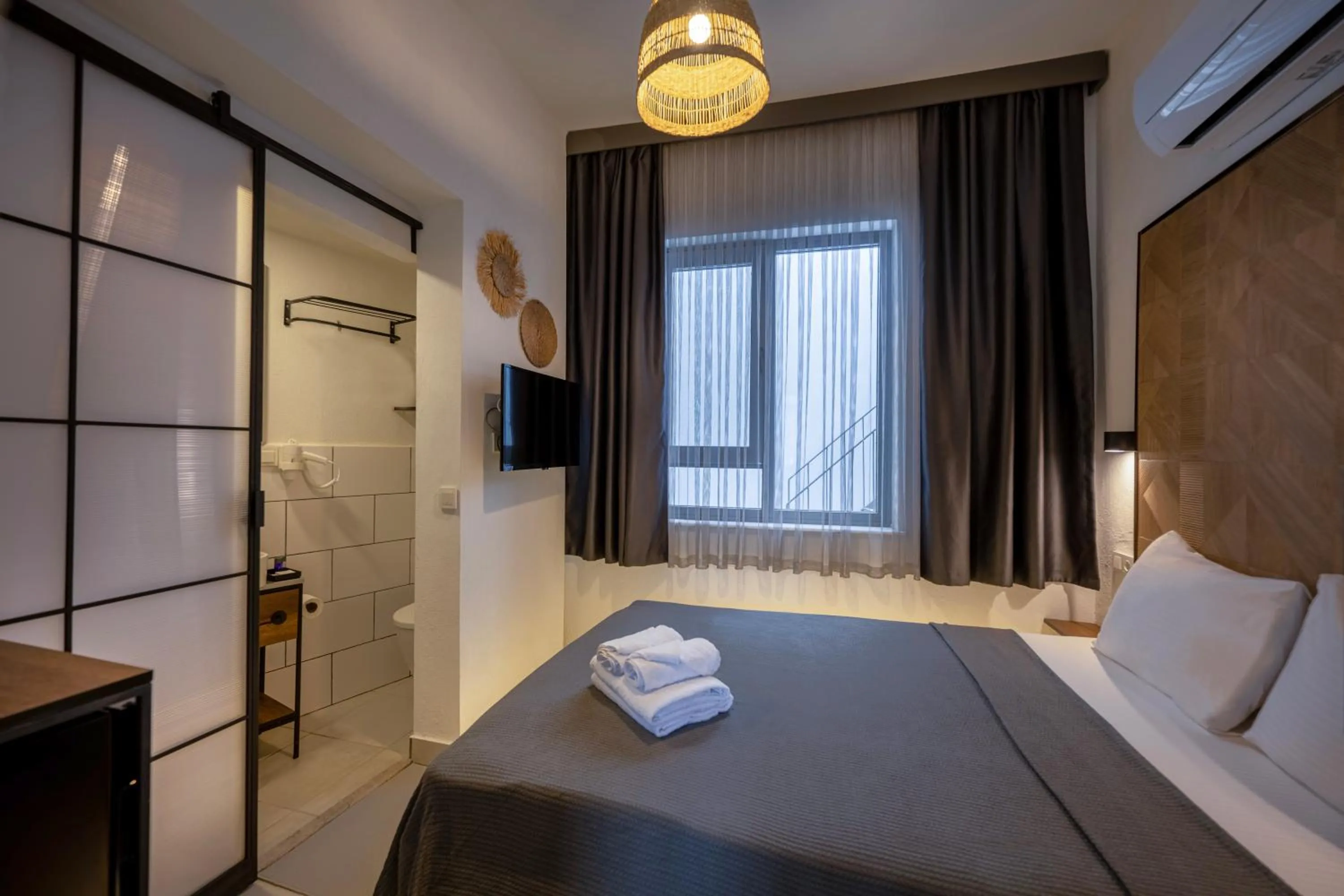 The Easy Rooms Verandah