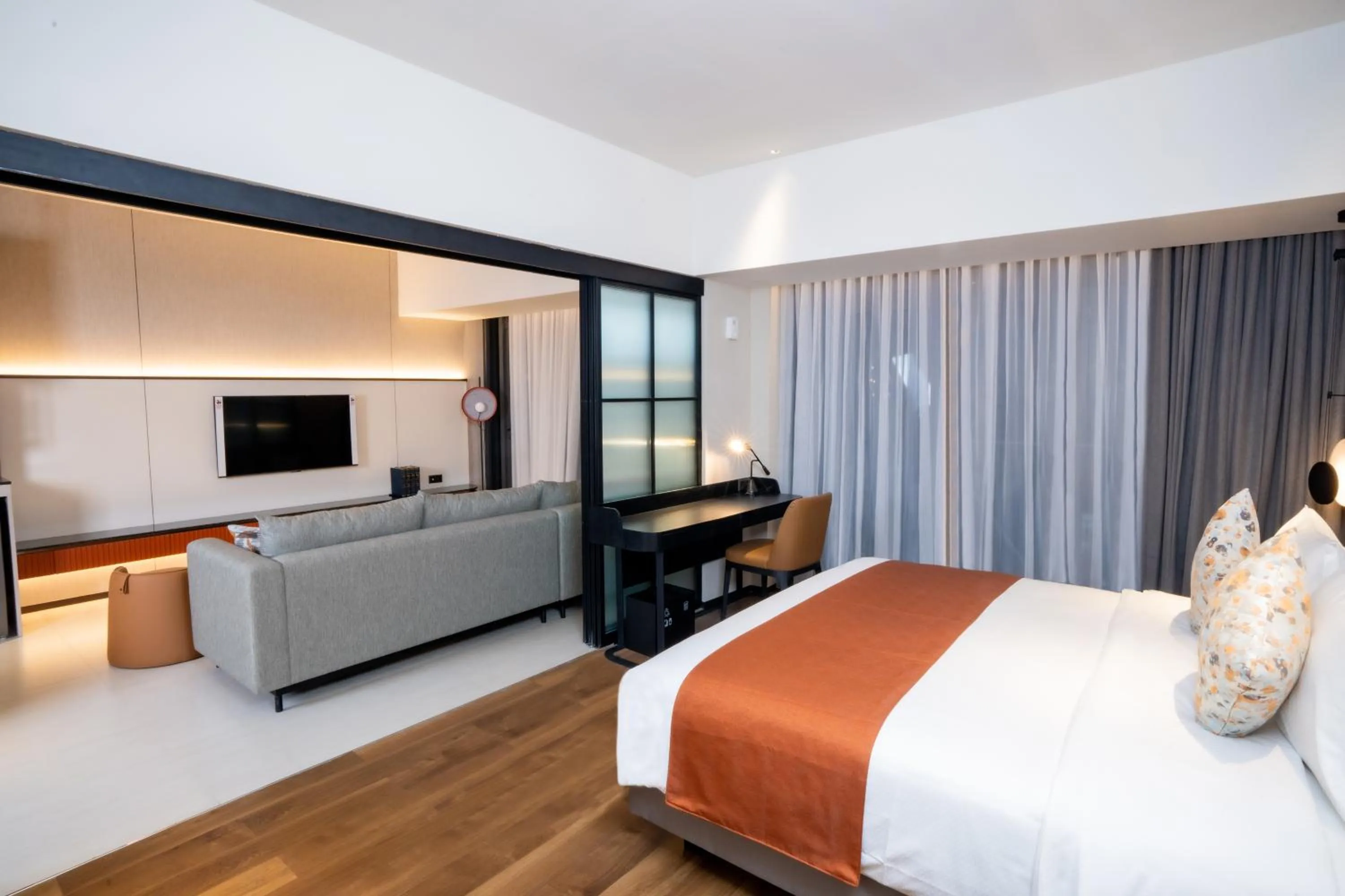 Bedroom, Bed in Herloom Hotel & Residence BSD Tangerang