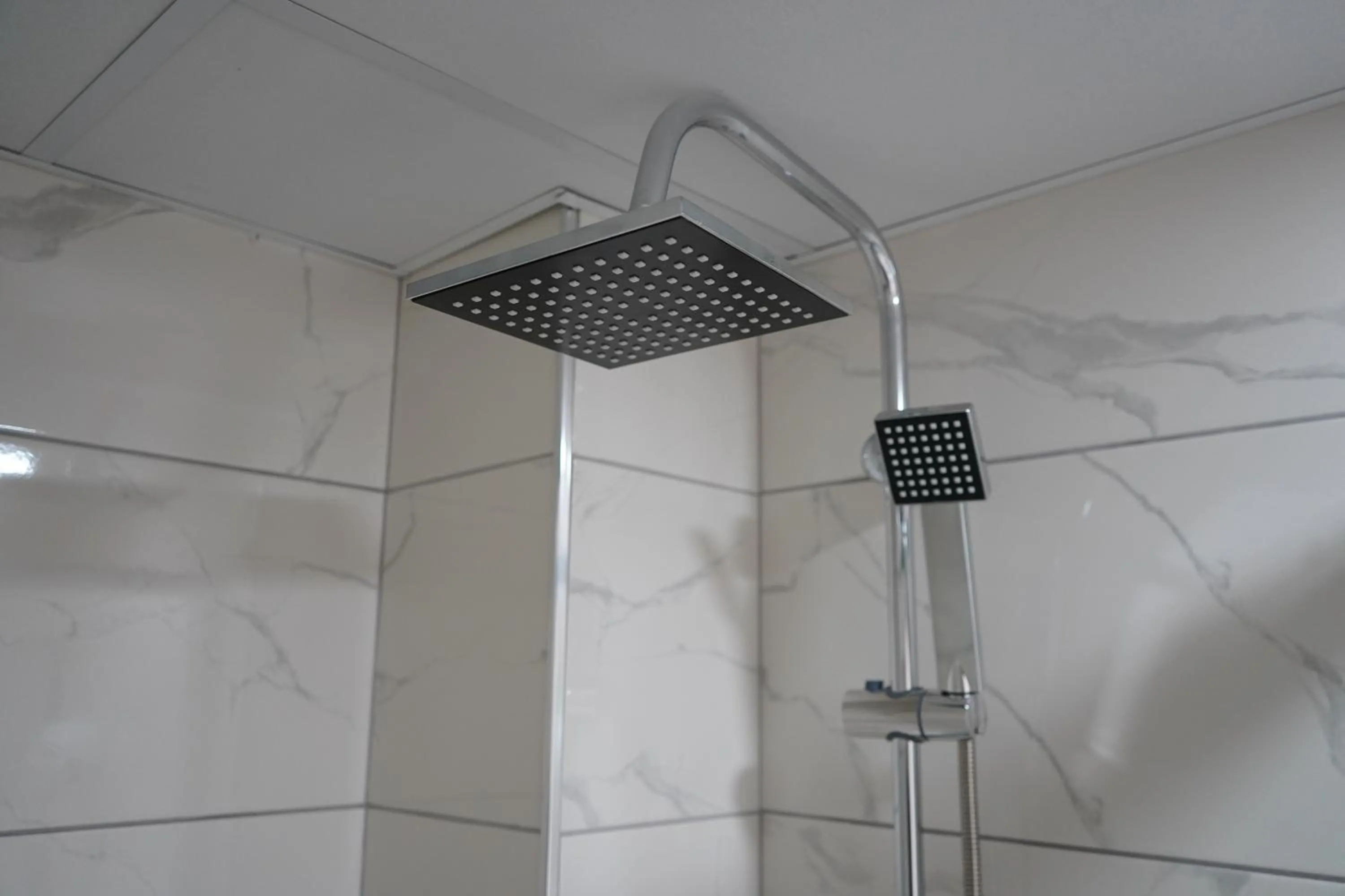 Shower in MOF Comfort Edirne