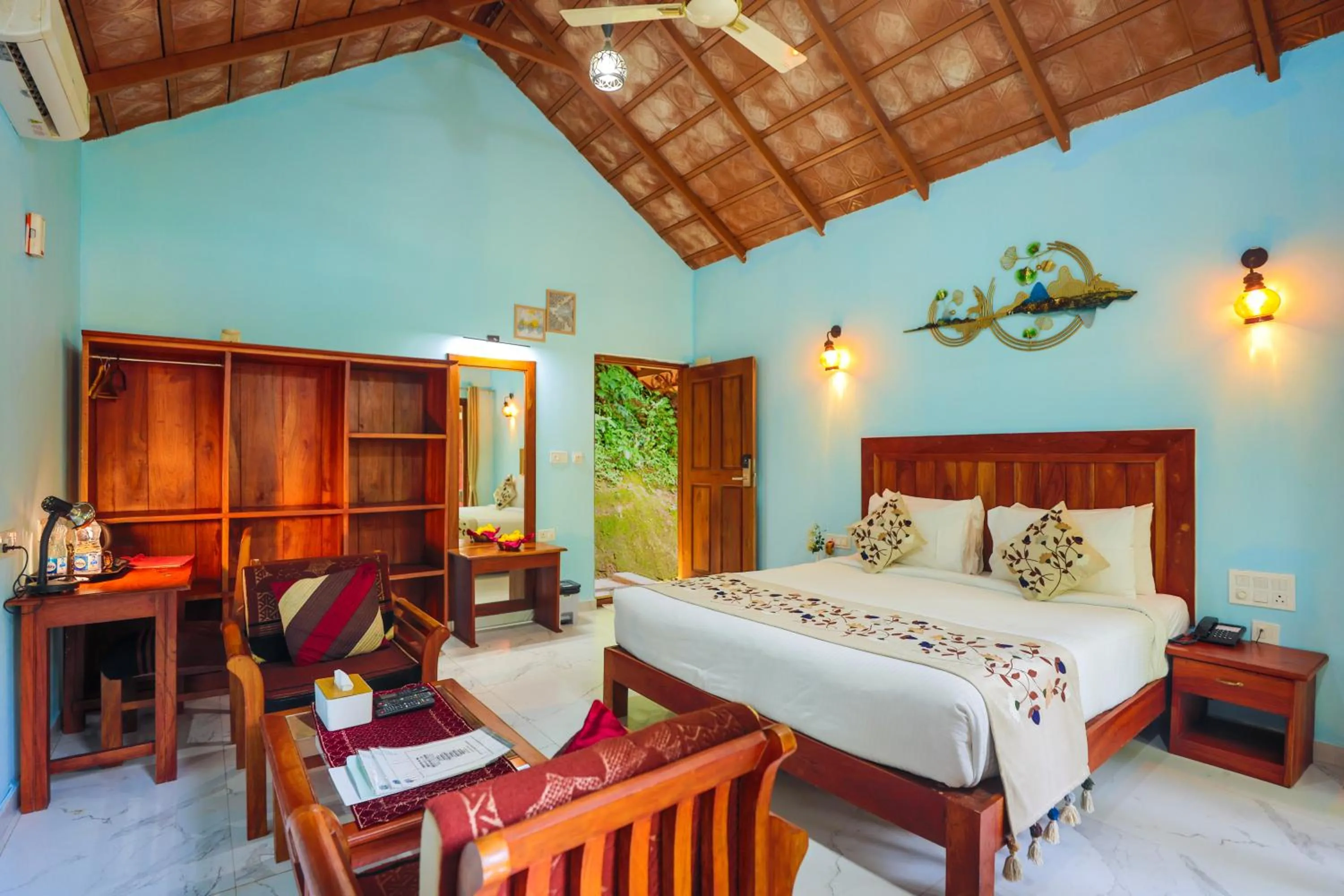 Bedroom, Bed in Hill Crest Resort - Coorg