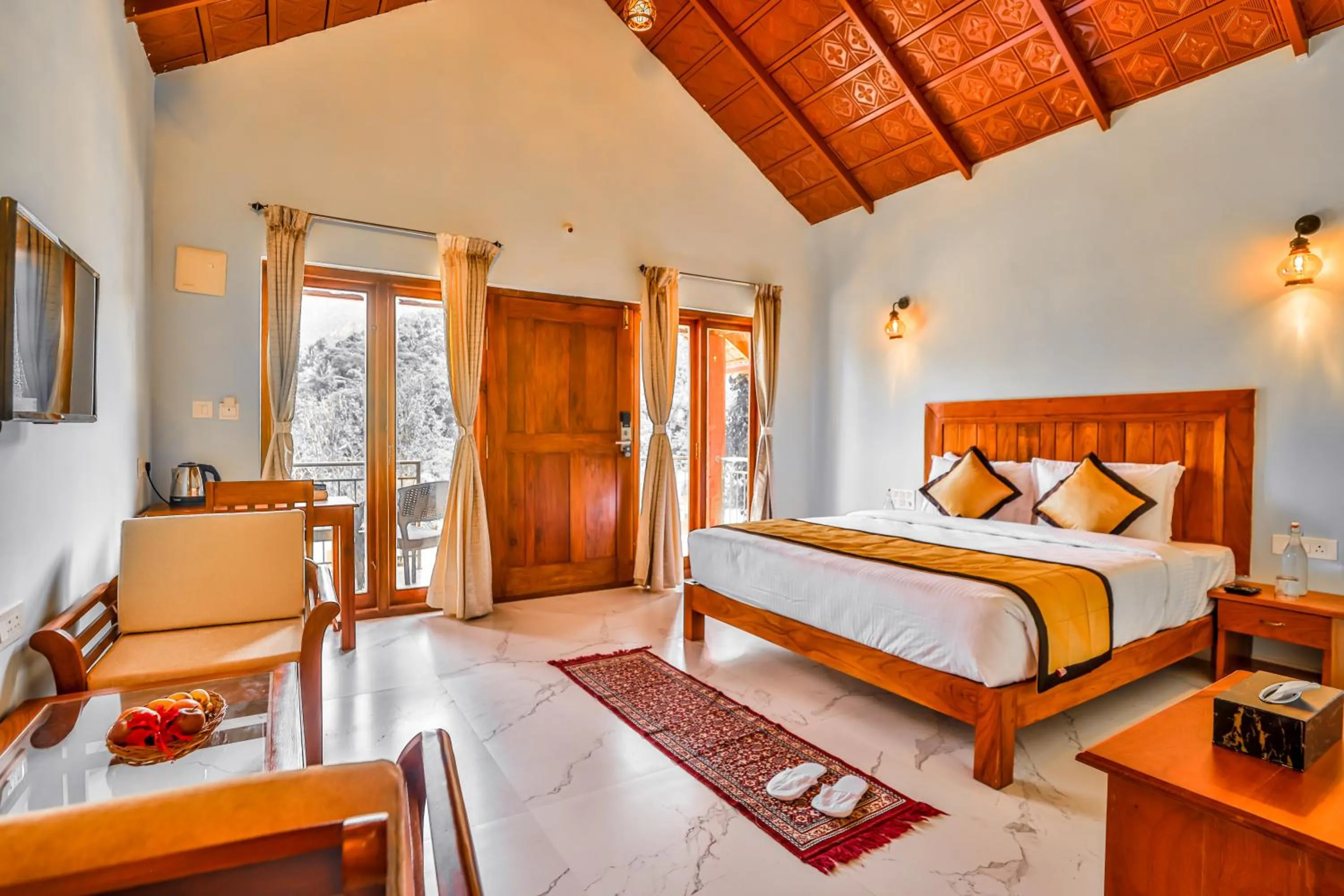 Bedroom, Bed in Hill Crest Resort - Coorg