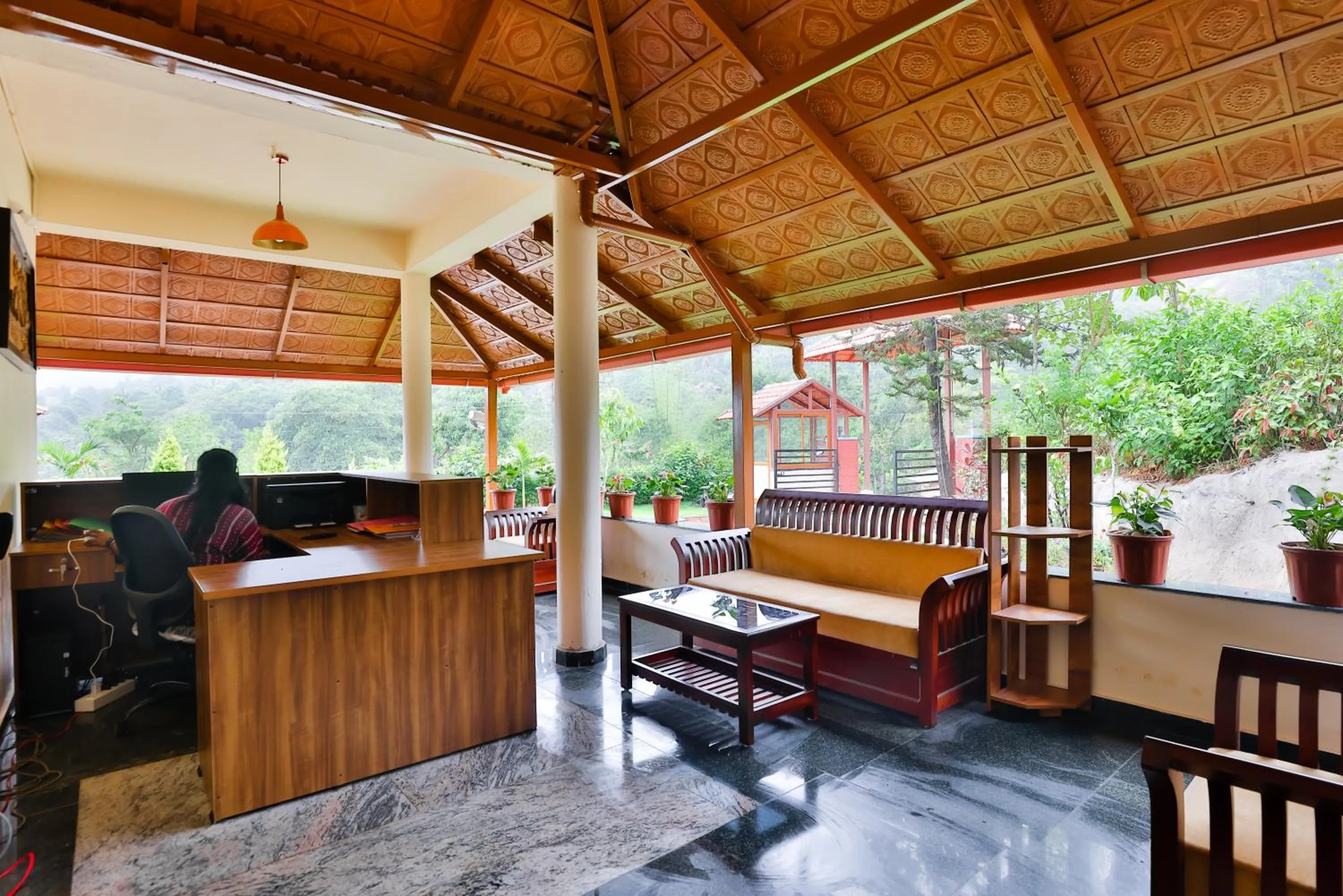 Lobby or reception in Hill Crest Resort - Coorg