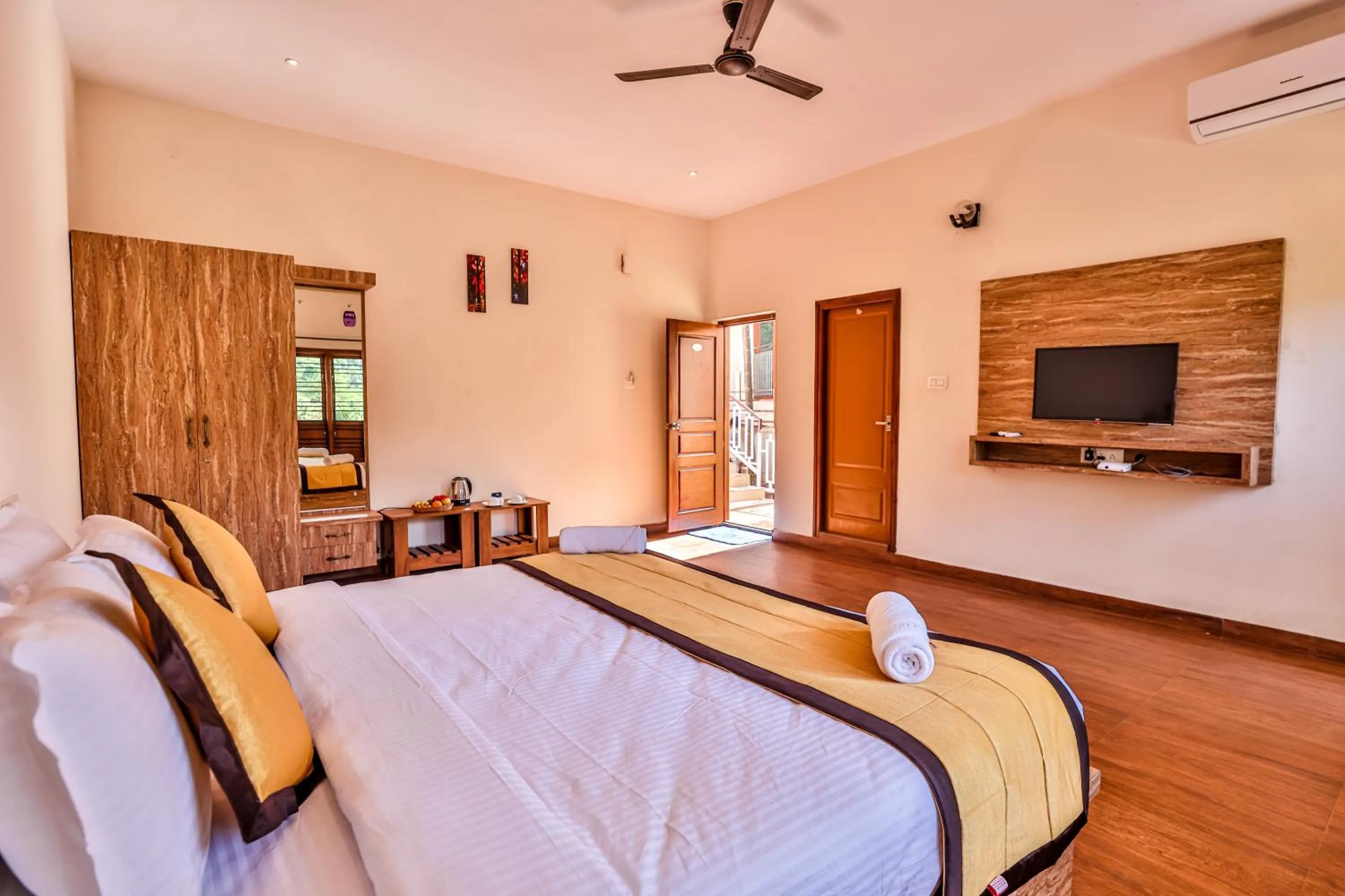 Bed in Hill Crest Resort - Coorg