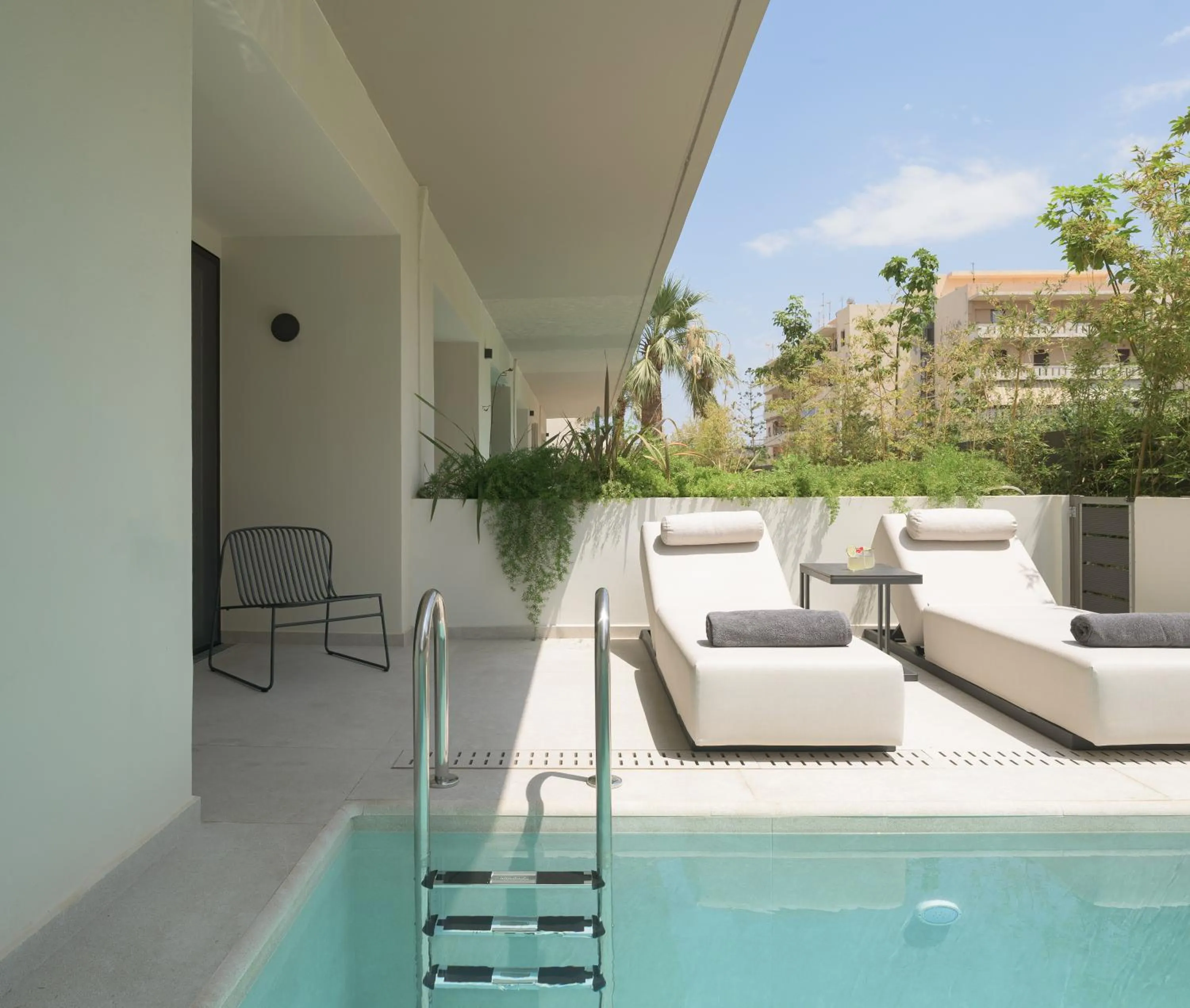 Bedroom in Theartemis Palace