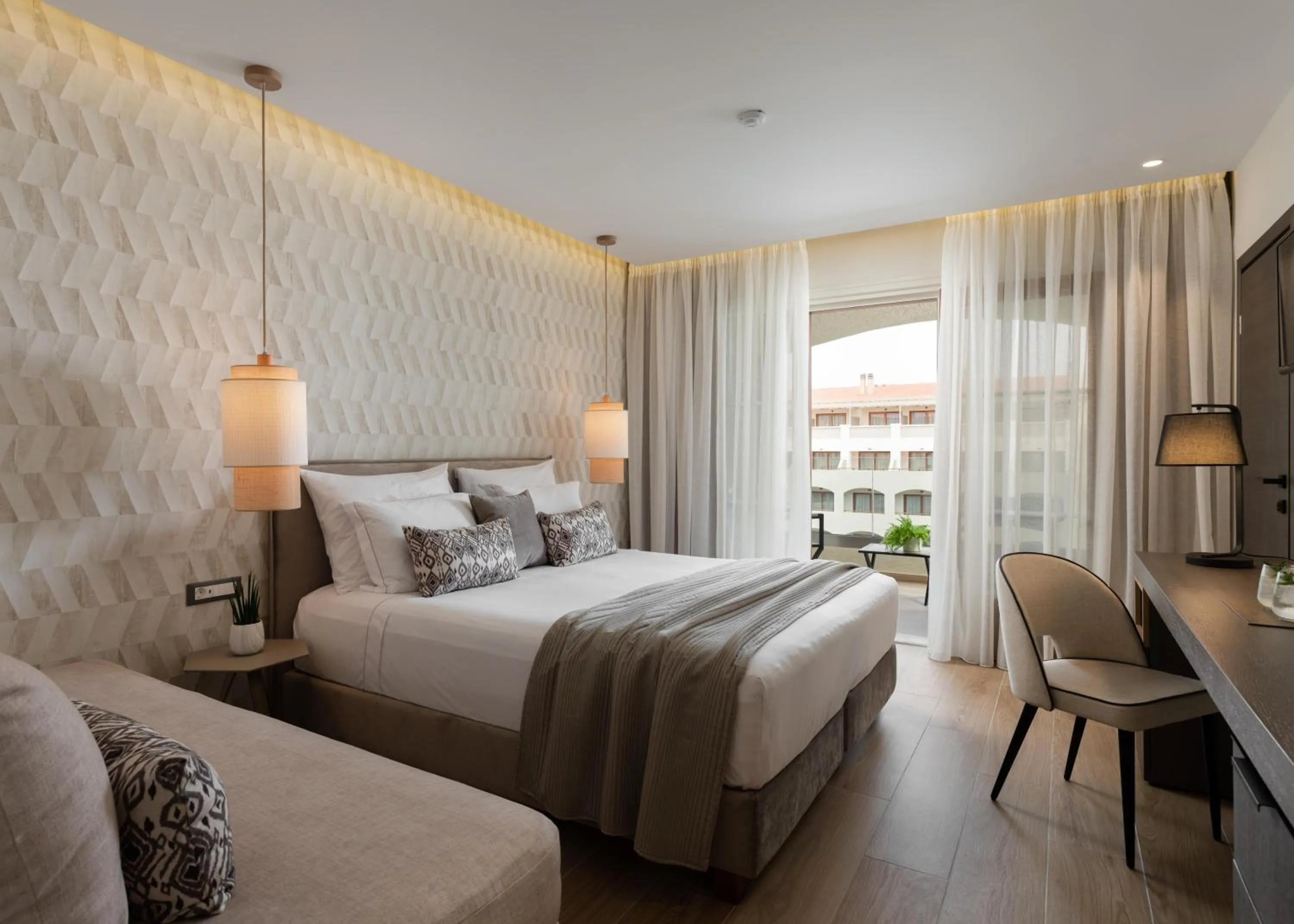 Photo of the whole room, Bed in Theartemis Palace