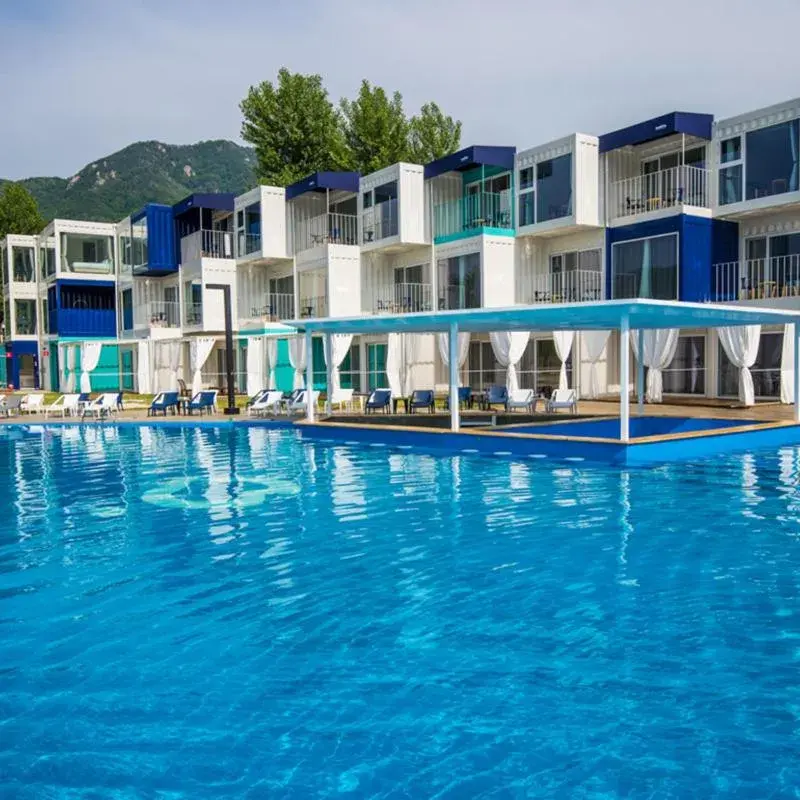 Pool view in Gapyeong Parotia Waterhouse Pool view in Gapyeong Parotia Waterhouse