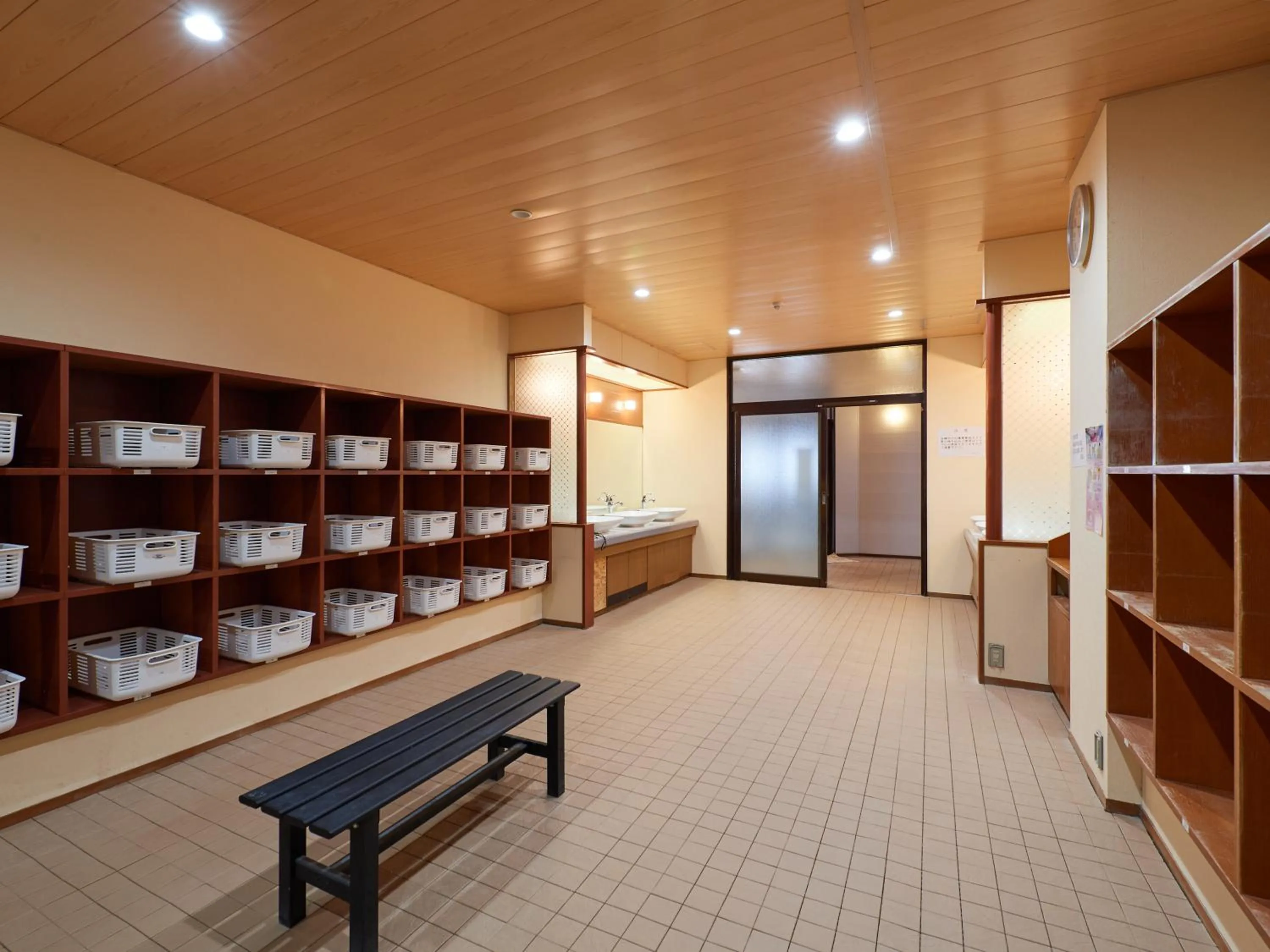 Public Bath in Izu Atagawa Onsen Hotel Gyokuryu