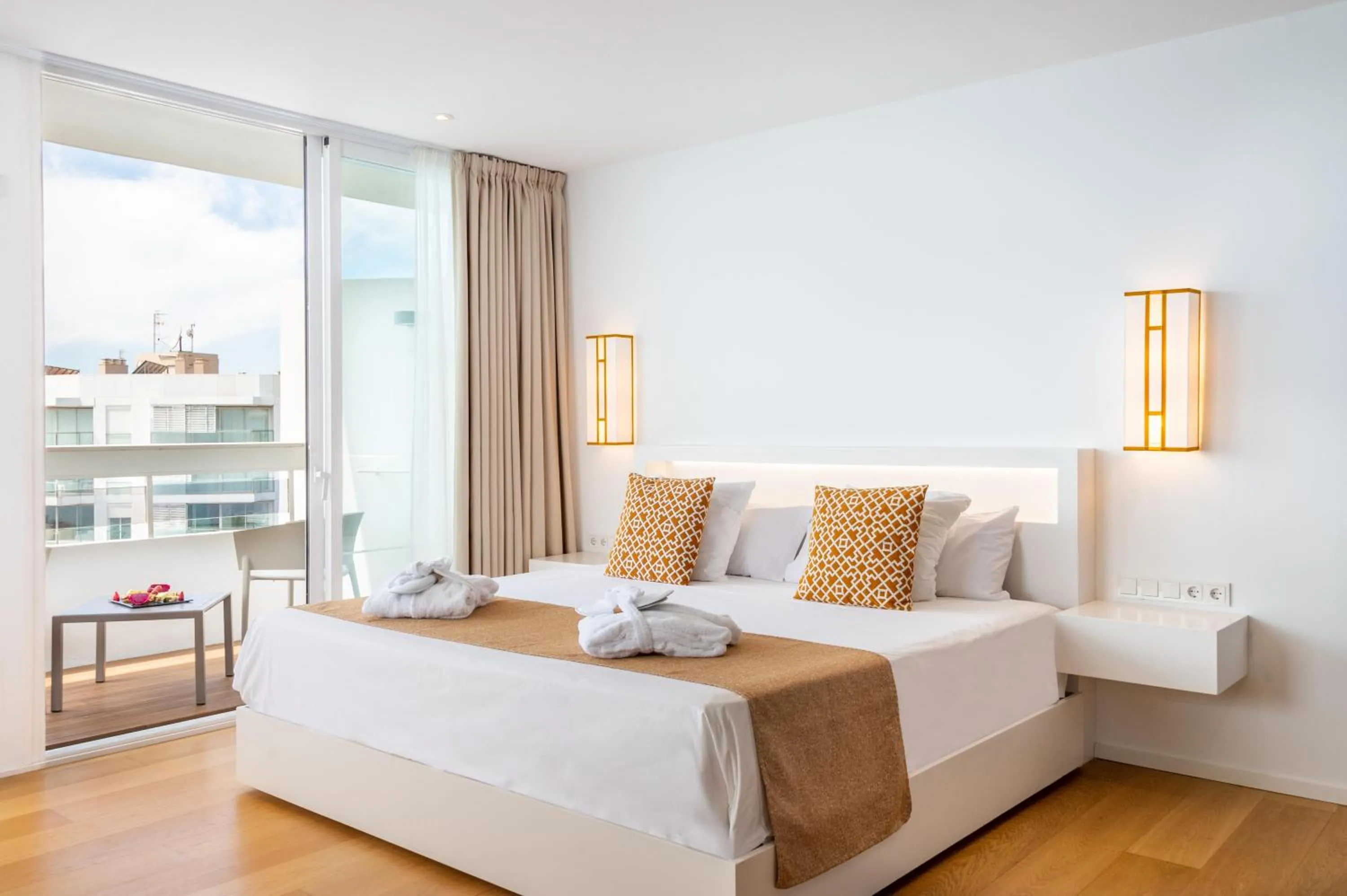 Photo of the whole room, Bed in Hotel Vibra Algarb