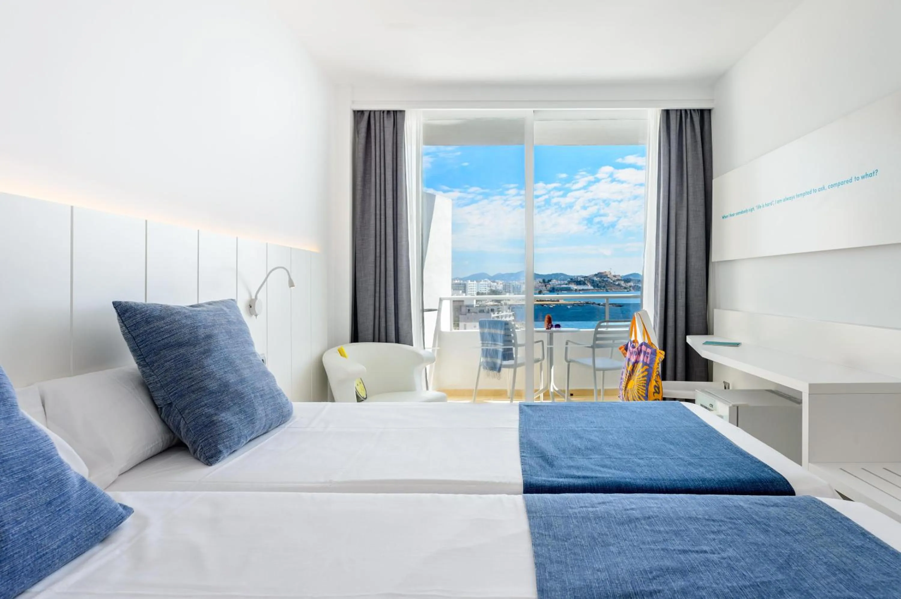 Photo of the whole room, Bed in Hotel Vibra Algarb