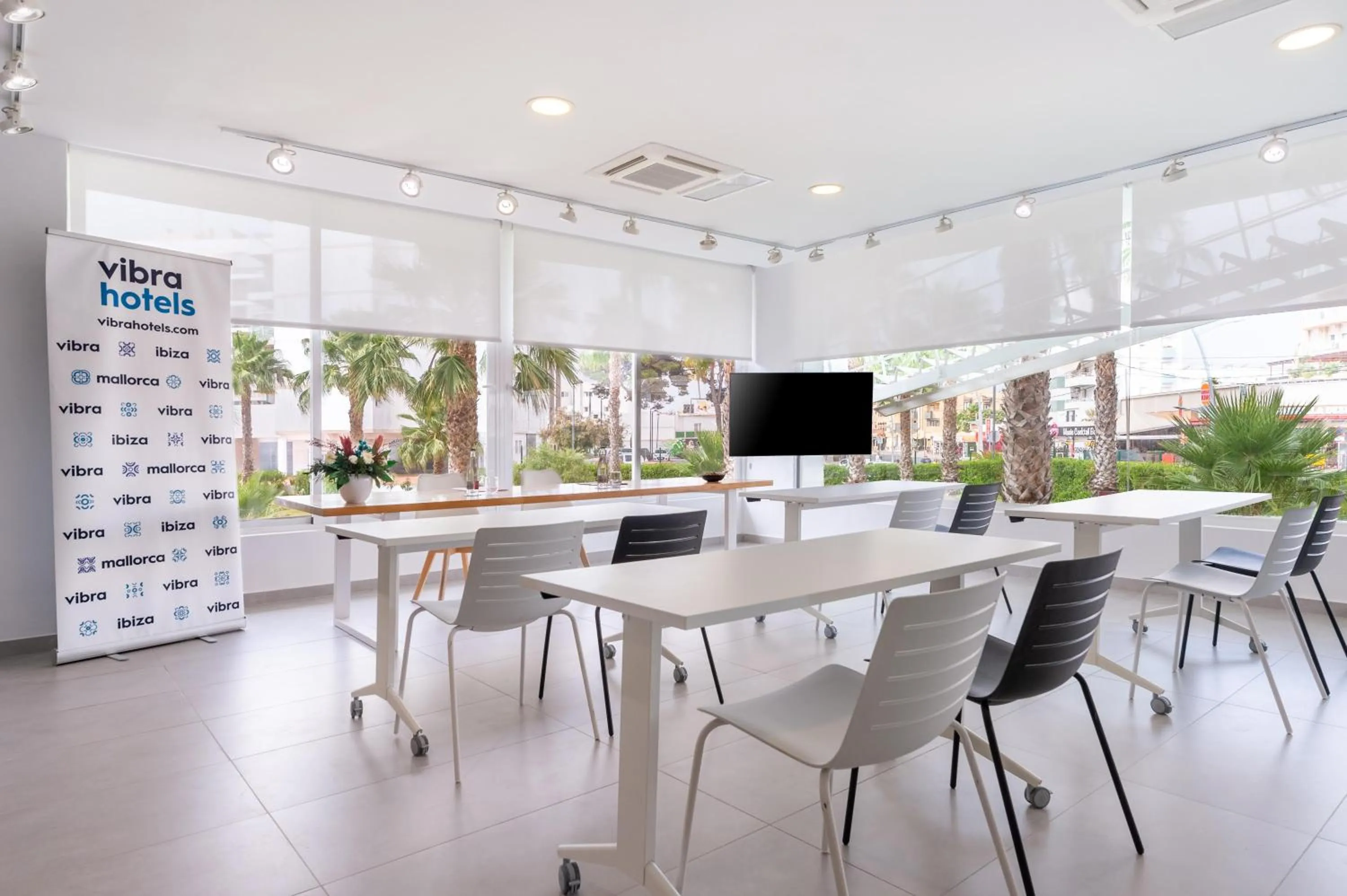 Meeting/conference room in Hotel Vibra Algarb