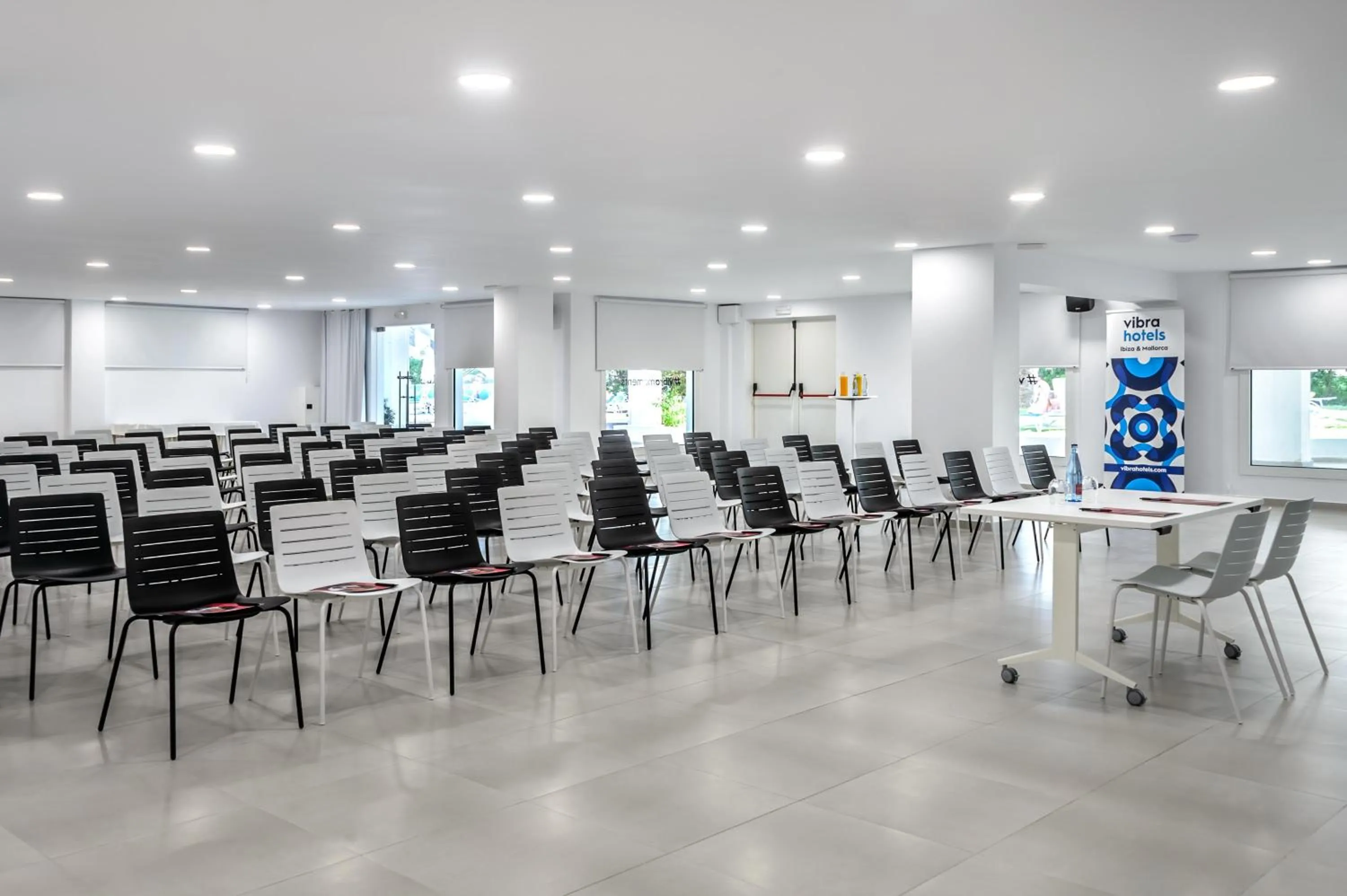 Meeting/conference room in Hotel Vibra Algarb