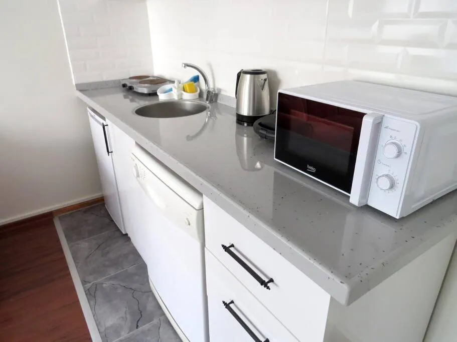 Kitchen or kitchenette in Istanberry - Royal Apartments