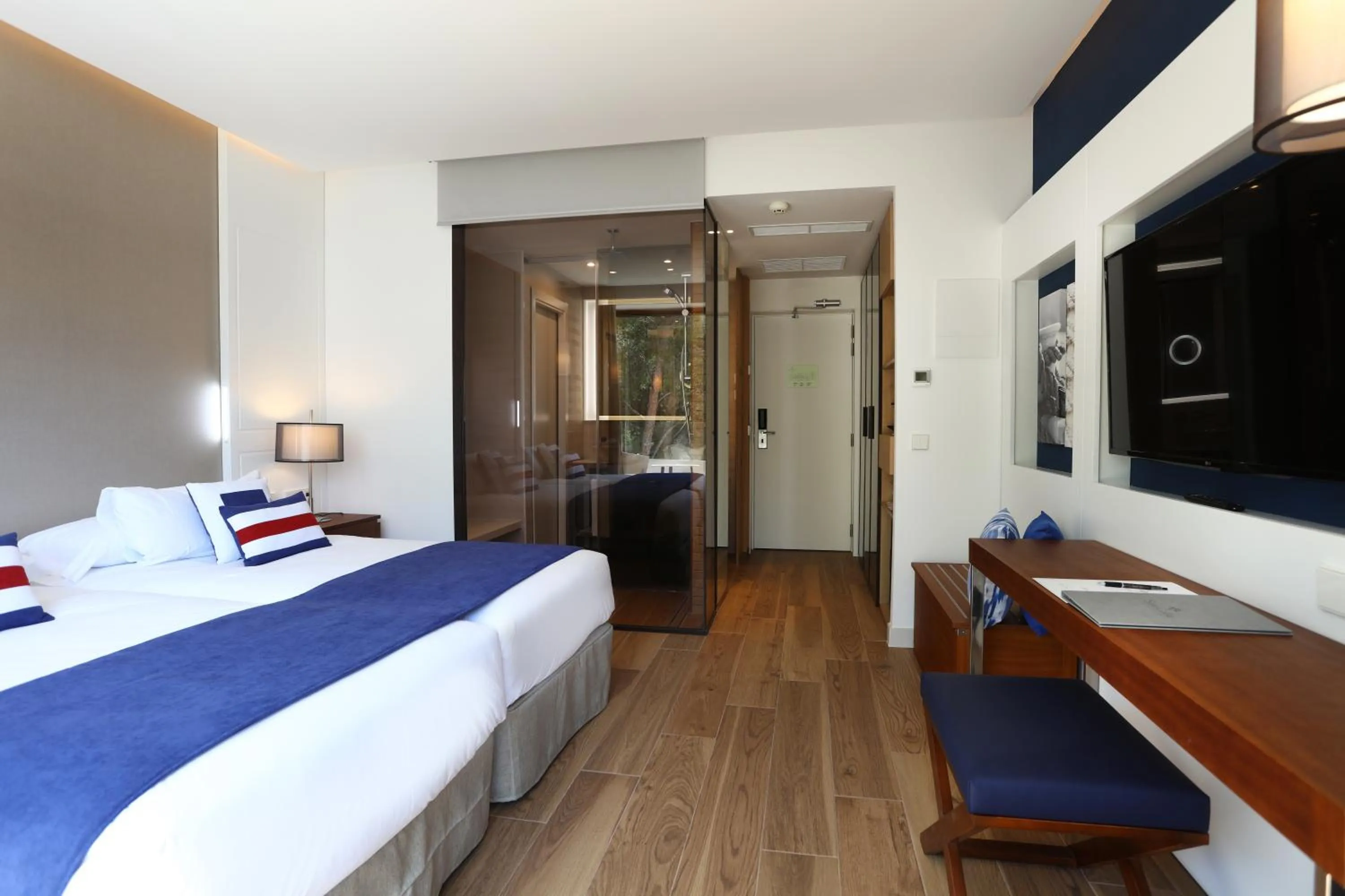 Bedroom, Bed in Hotel Son Caliu Spa Oasis