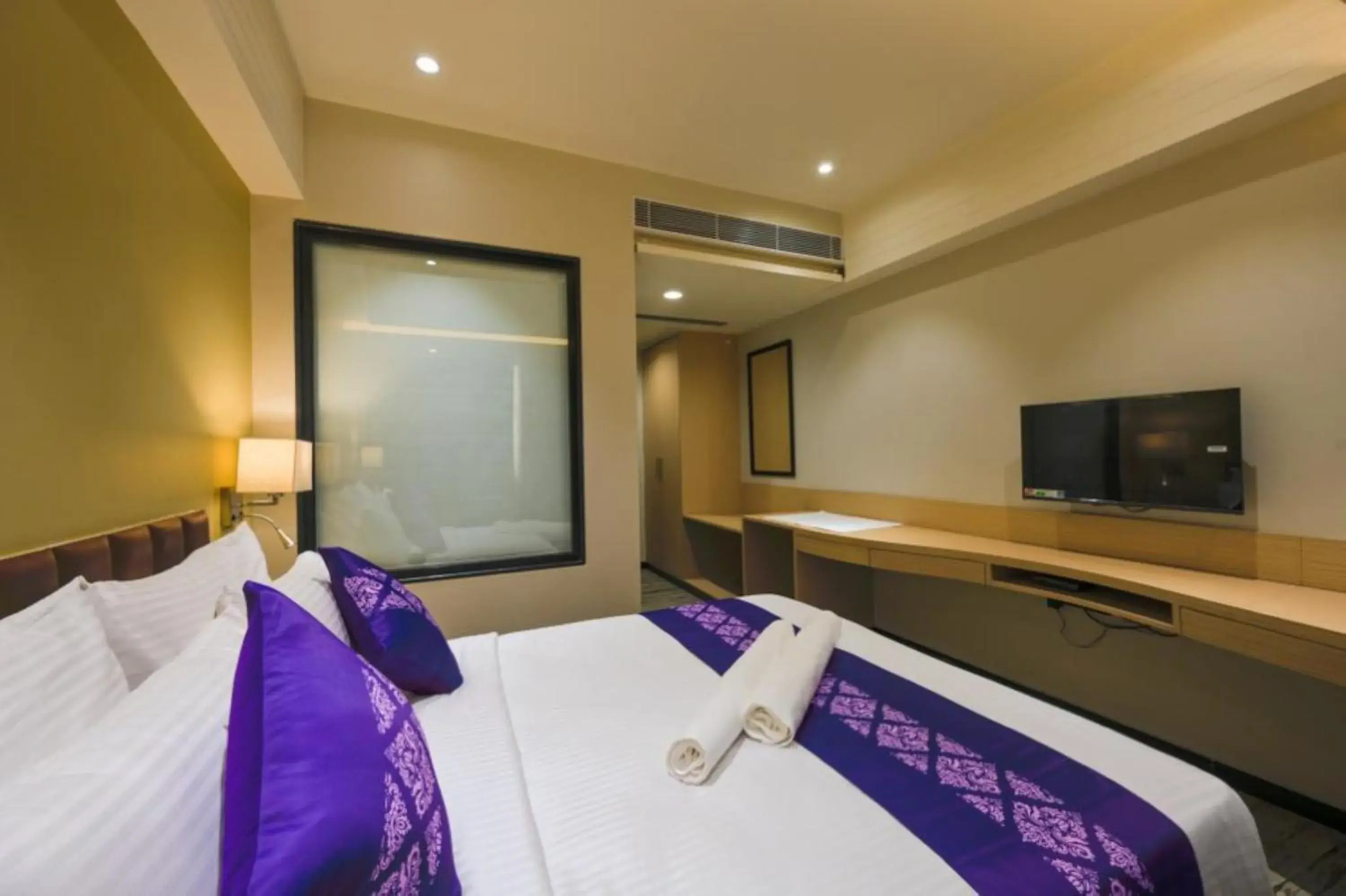 Bedroom, Bed in Purple Beds by VITS Dwarkesh, Surat Bedroom, Bed in Purple Beds by VITS Dwarkesh, Surat