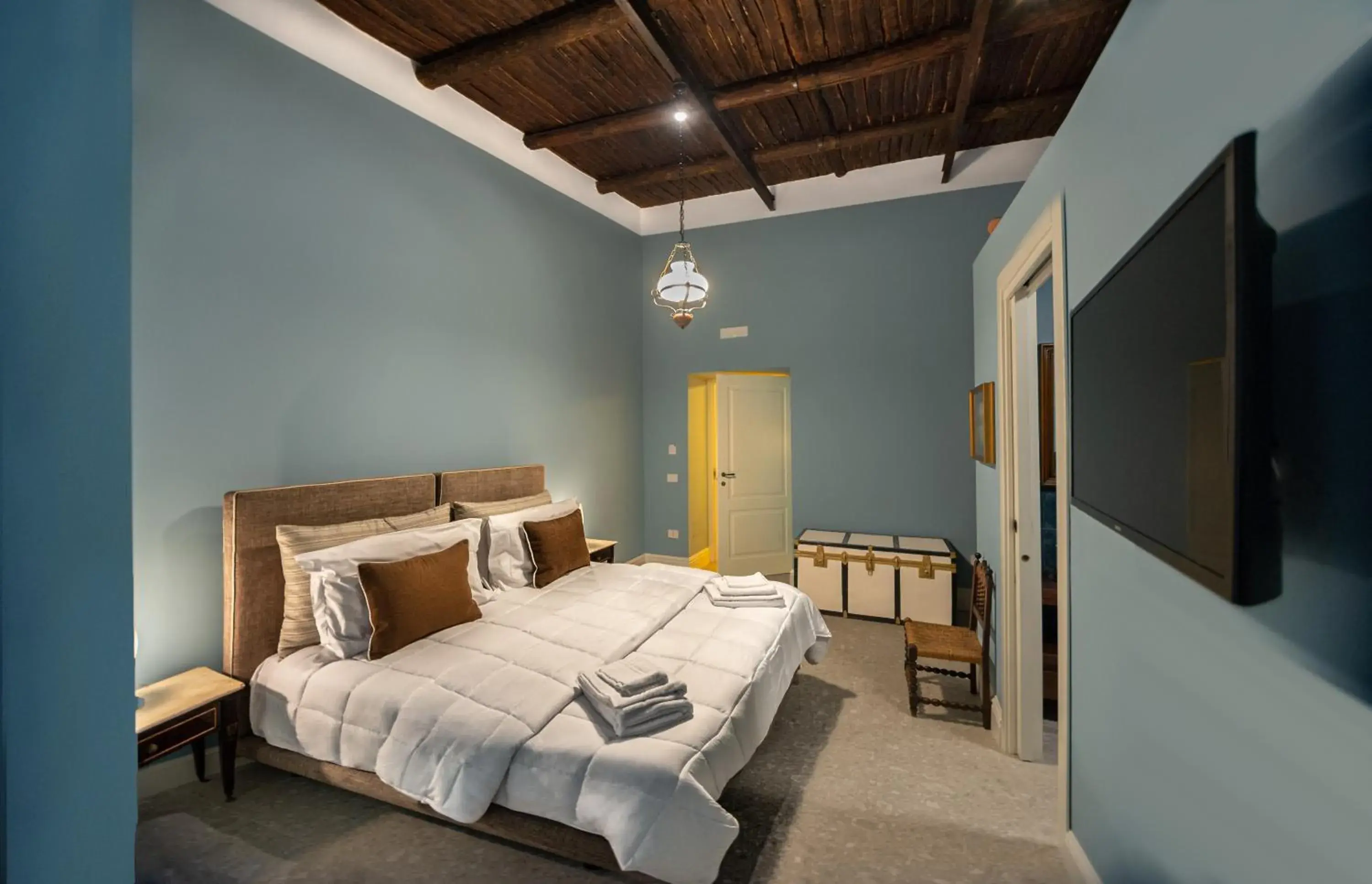 Double or Twin Room with Private Bathroom - single occupancy in MONART HOSPITALITY Capodimonte Double or Twin Room with Private Bathroom - single occupancy in MONART HOSPITALITY Capodimonte