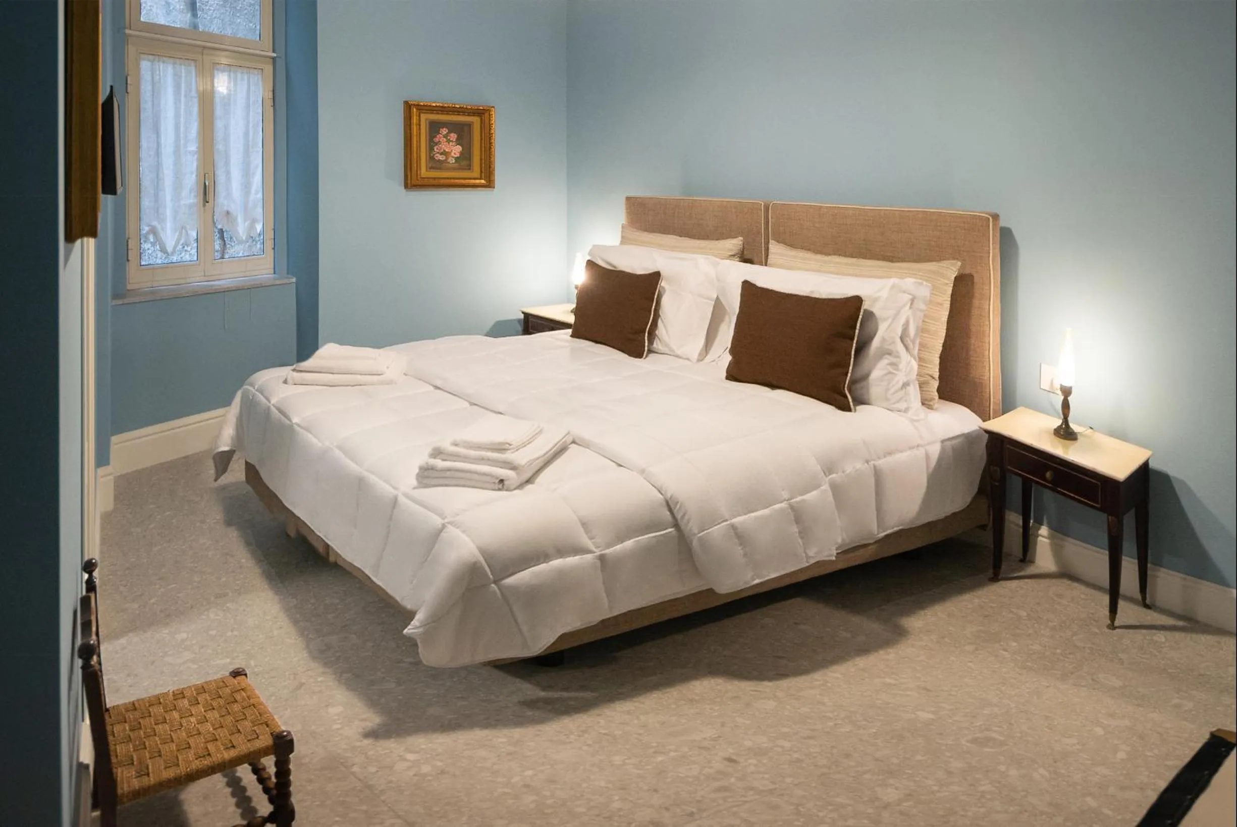 Bed in MONART HOSPITALITY Capodimonte