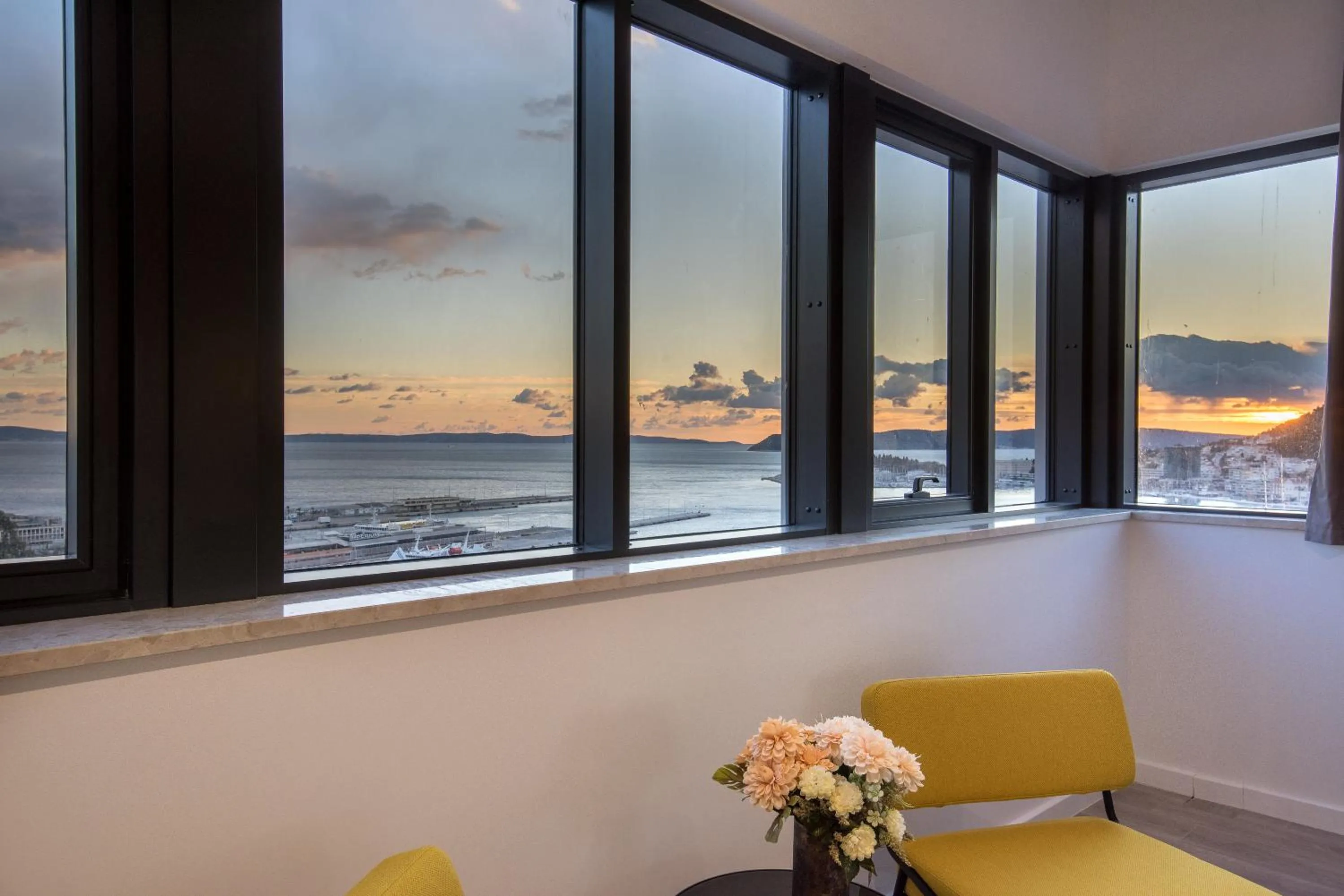 Natural landscape in Seascape Luxury Rooms