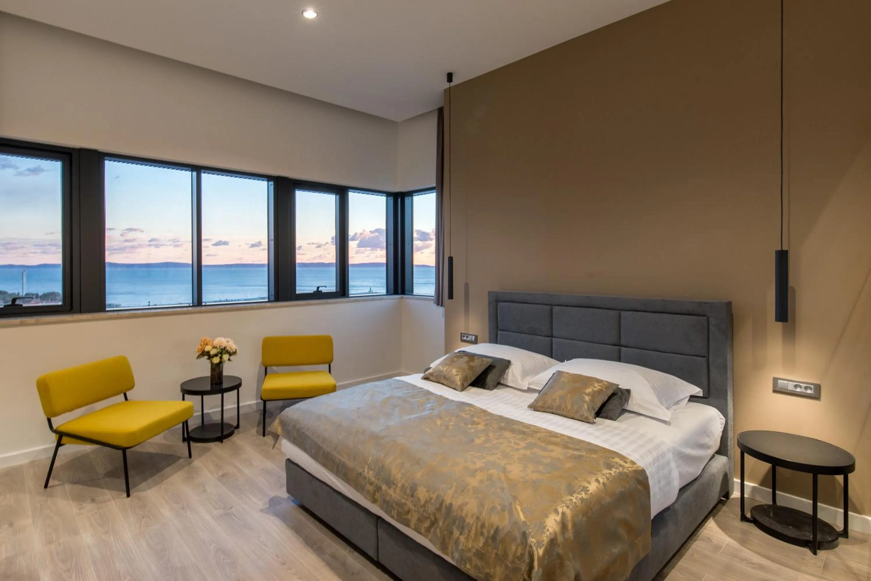 Seascape Luxury Rooms