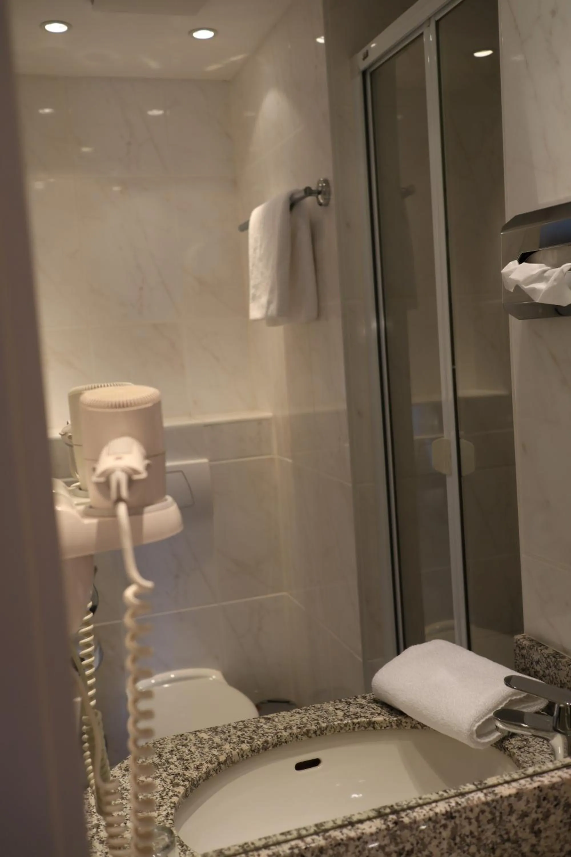 Bathroom in Thuns Dorfkrug