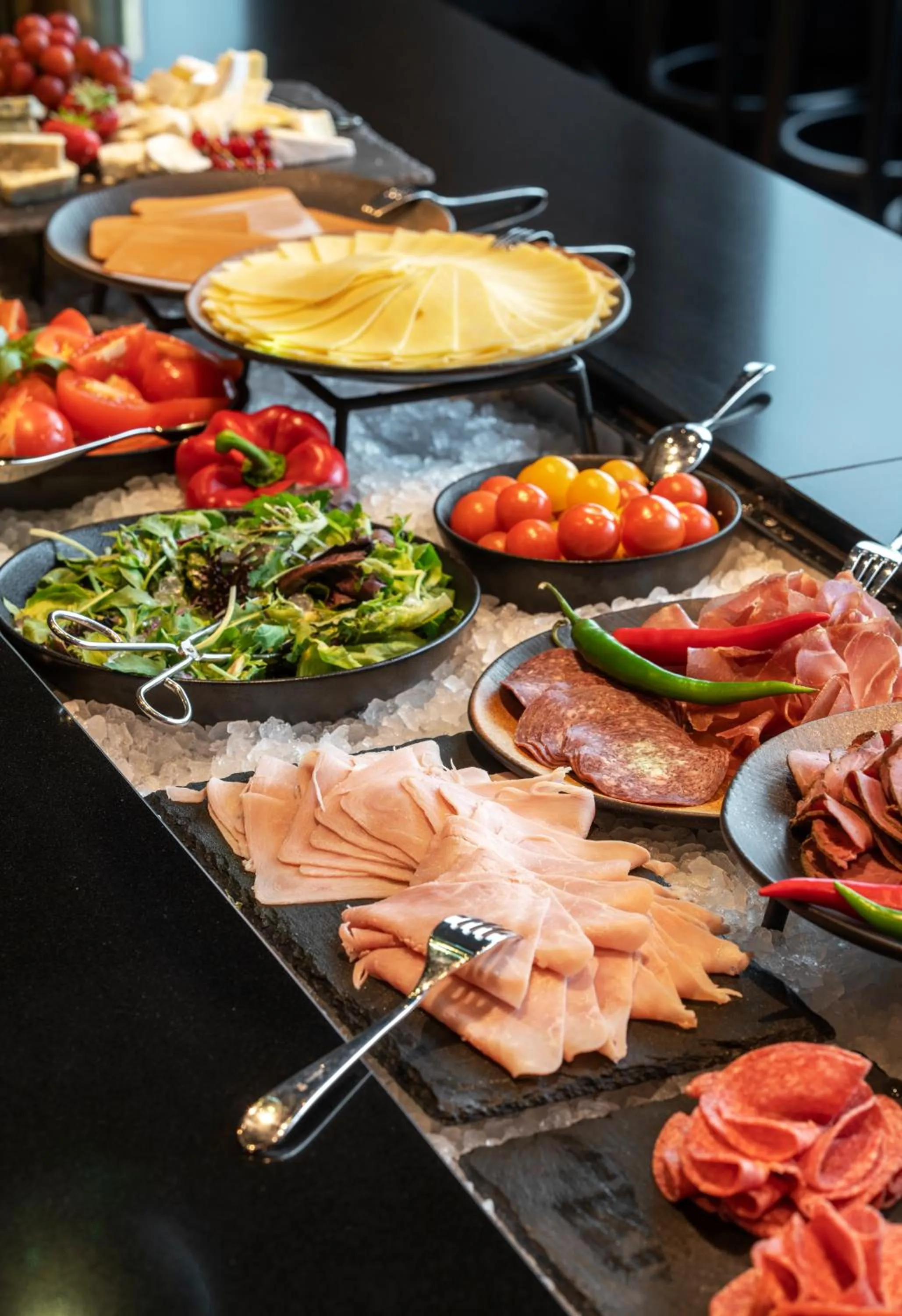 Restaurant/places to eat in Thon Hotel Ålesund