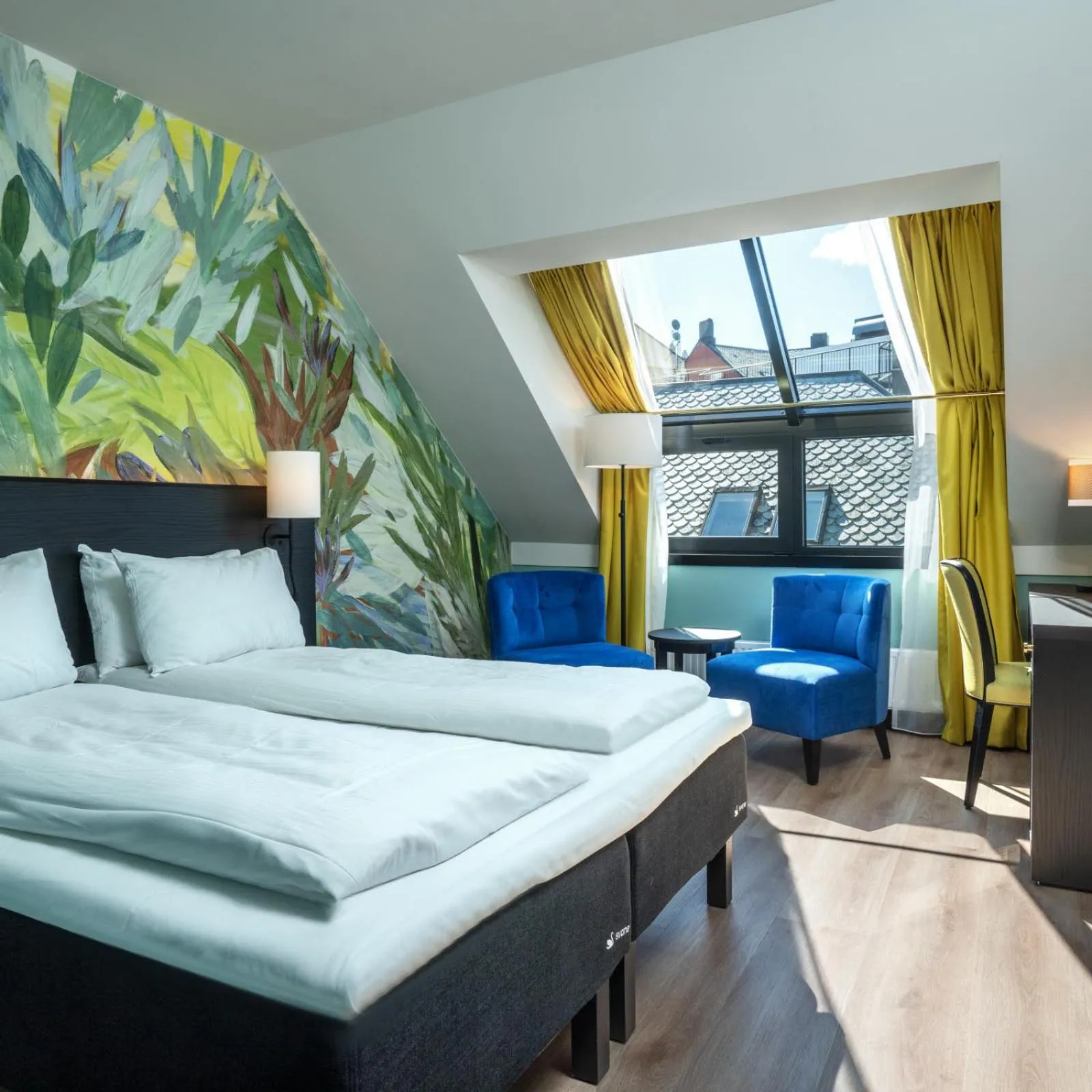 Photo of the whole room, Bed in Thon Hotel Ålesund
