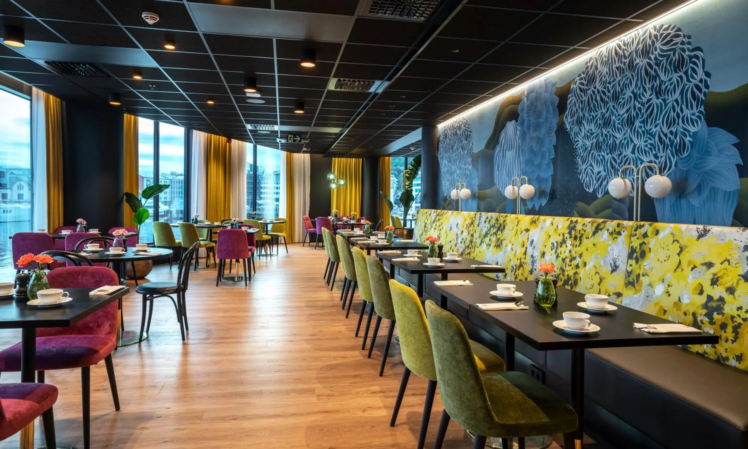 Restaurant/places to eat in Thon Hotel Ålesund Restaurant/places to eat in Thon Hotel Ålesund