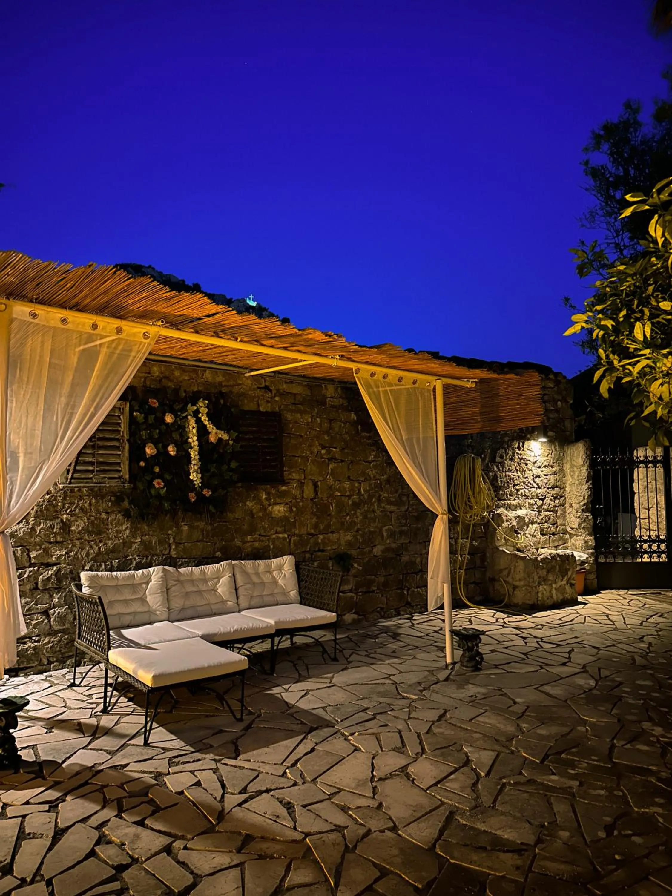 Seating area in Serenita Stone House