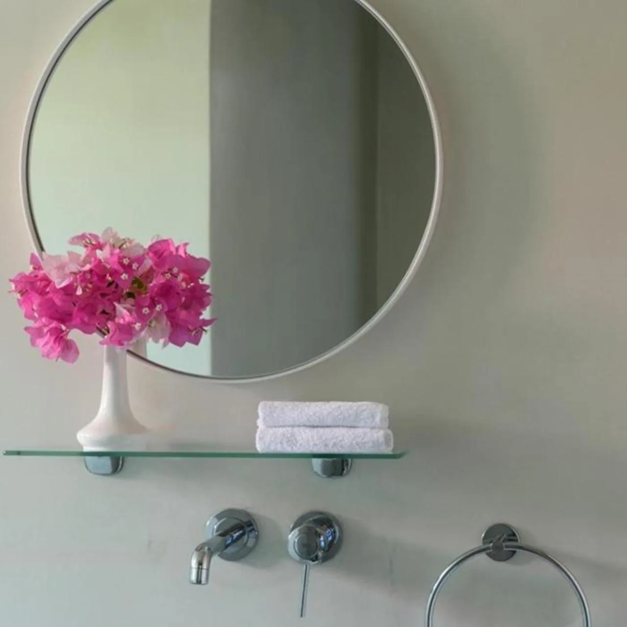 Bathroom in Xenones Filotera