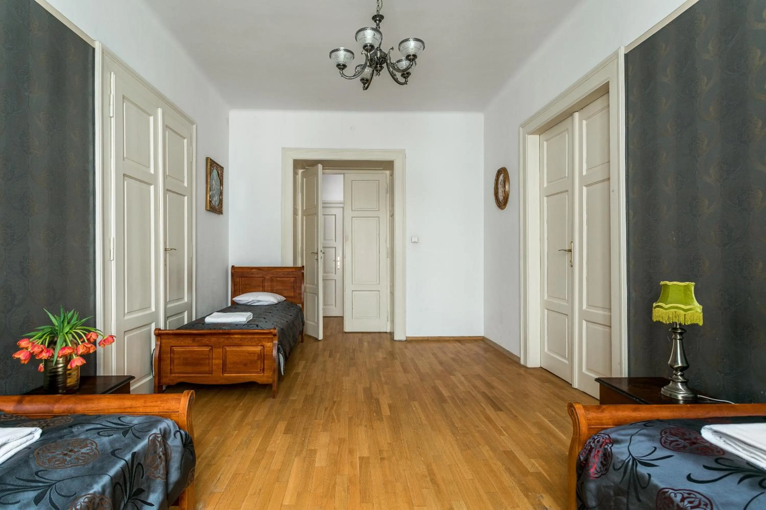 Bed in The Spiski Palace Apartments