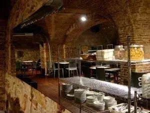 Restaurant/places to eat in Roma Reial Restaurant/places to eat in Roma Reial