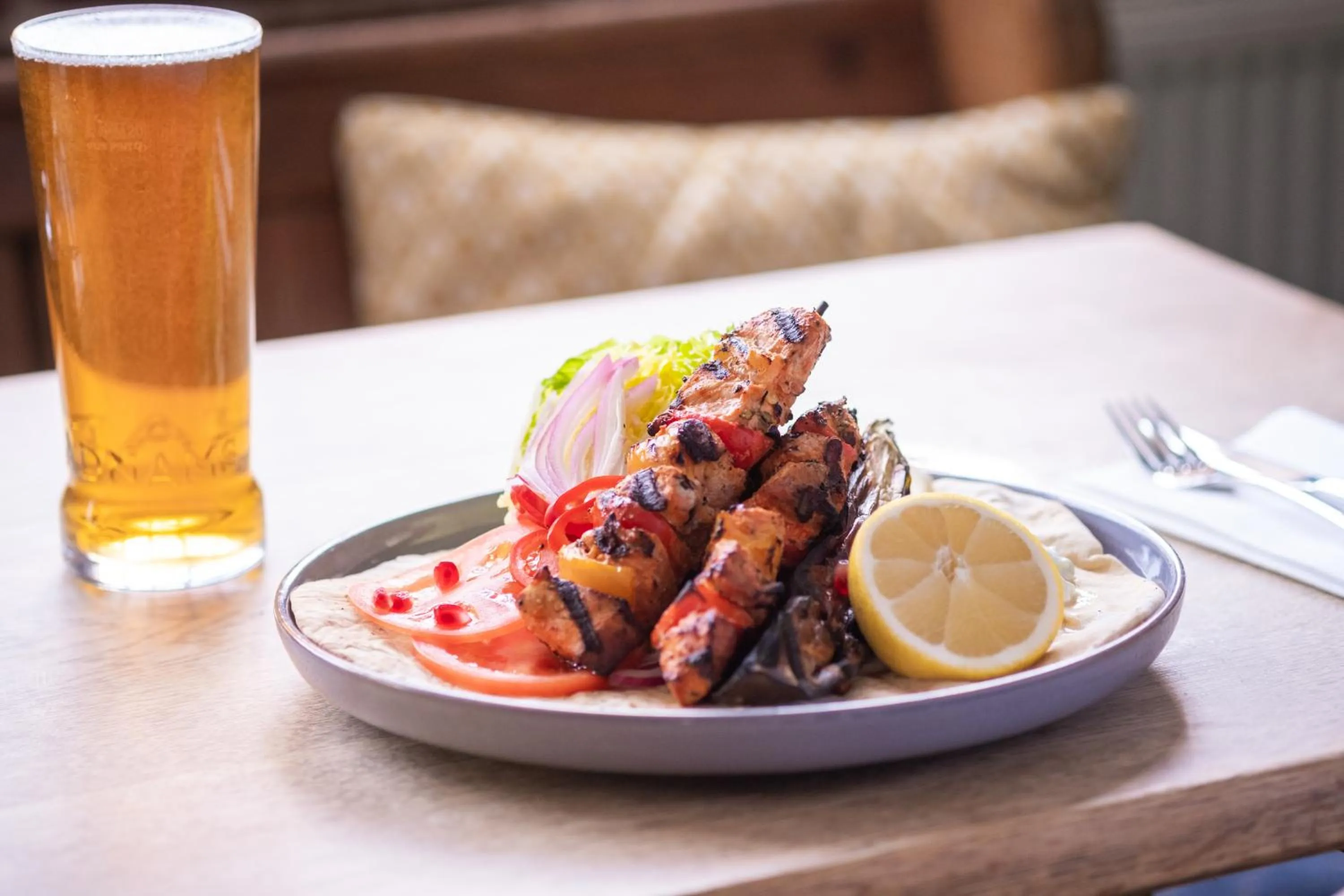 Restaurant/places to eat in White Hart Inn