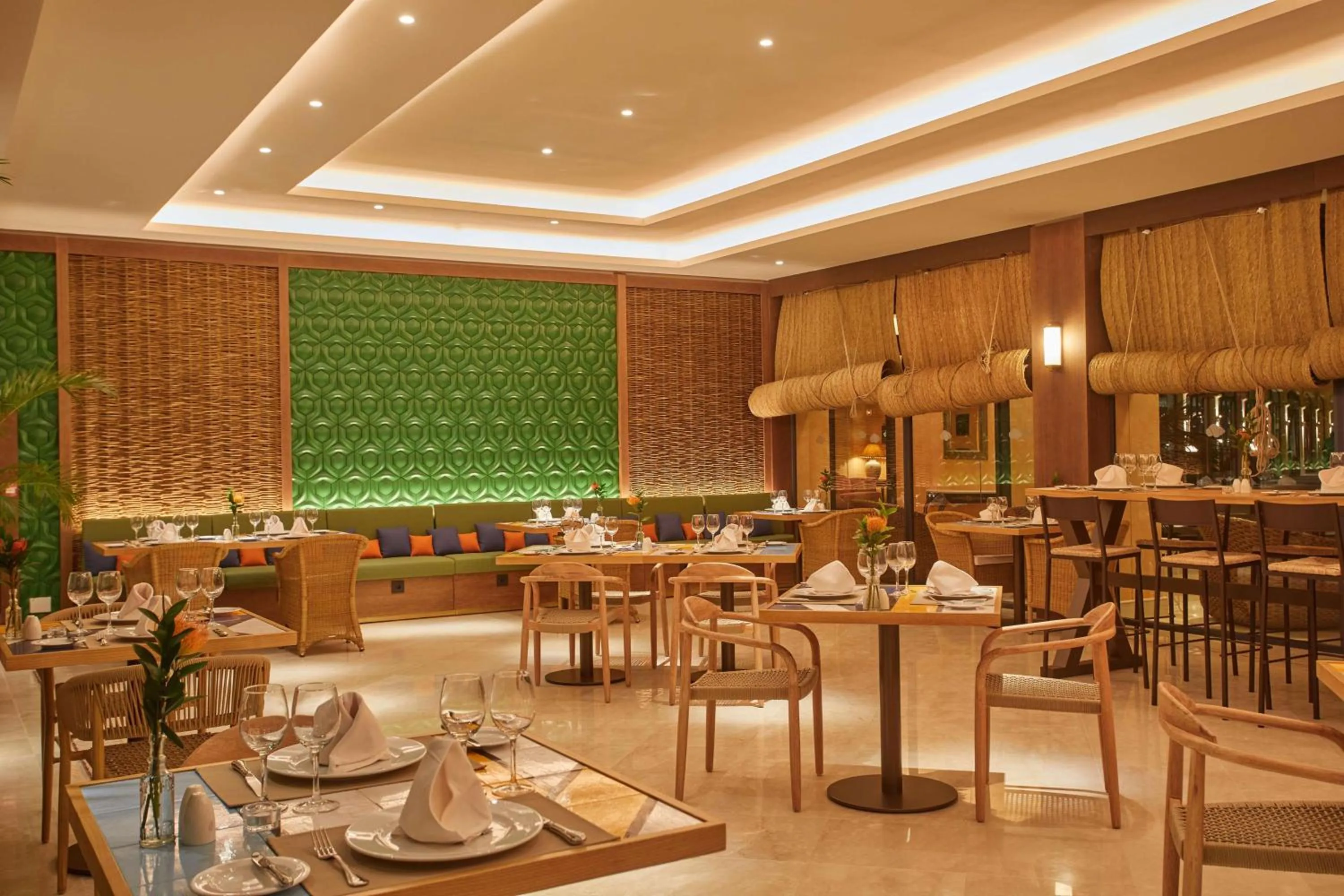 Meeting/conference room in Secrets Bahía Real Resort & Spa Adults only