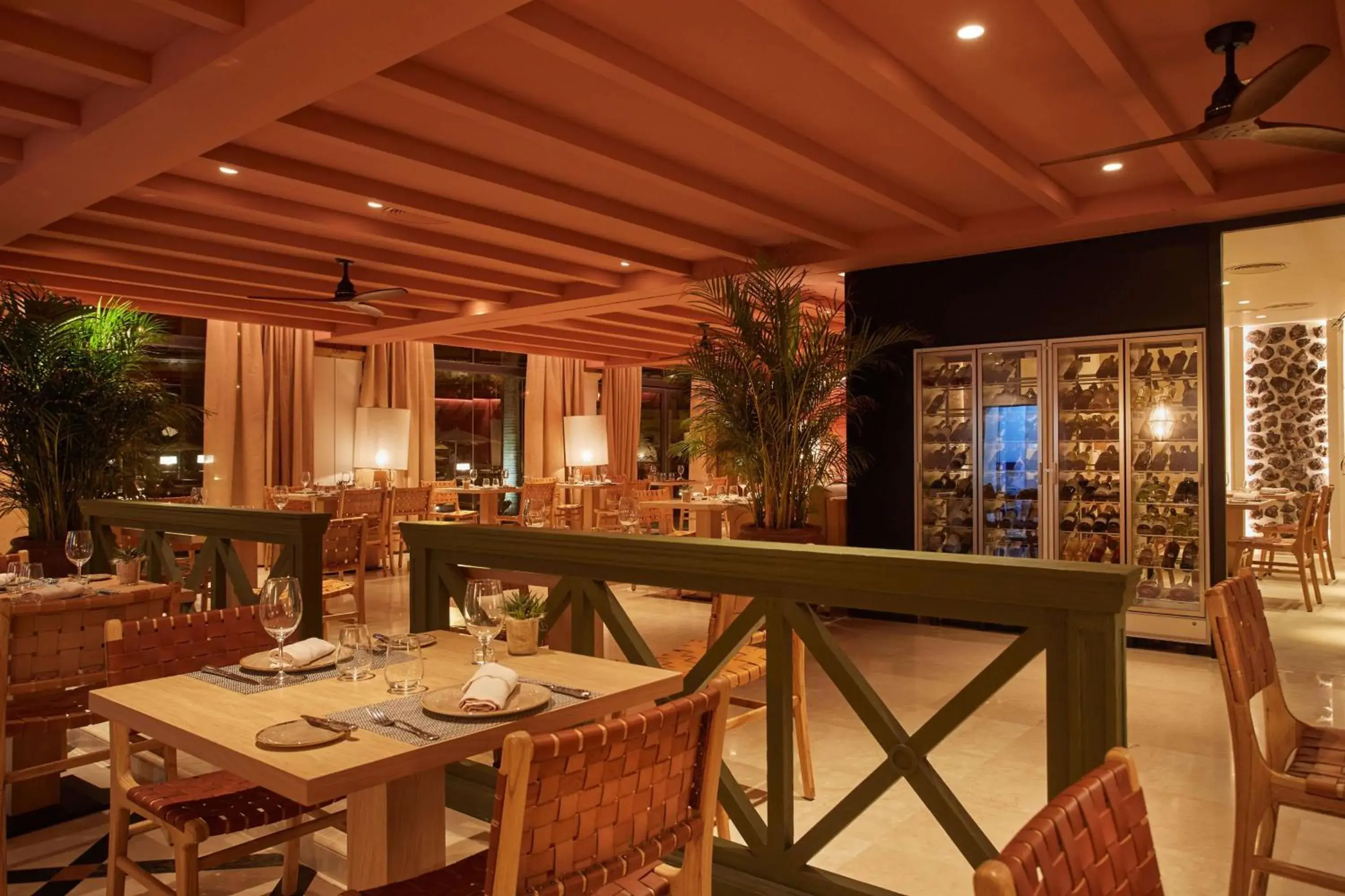 Restaurant/places to eat in Secrets Bahía Real Resort & Spa Adults only Restaurant/places to eat in Secrets Bahía Real Resort & Spa Adults only
