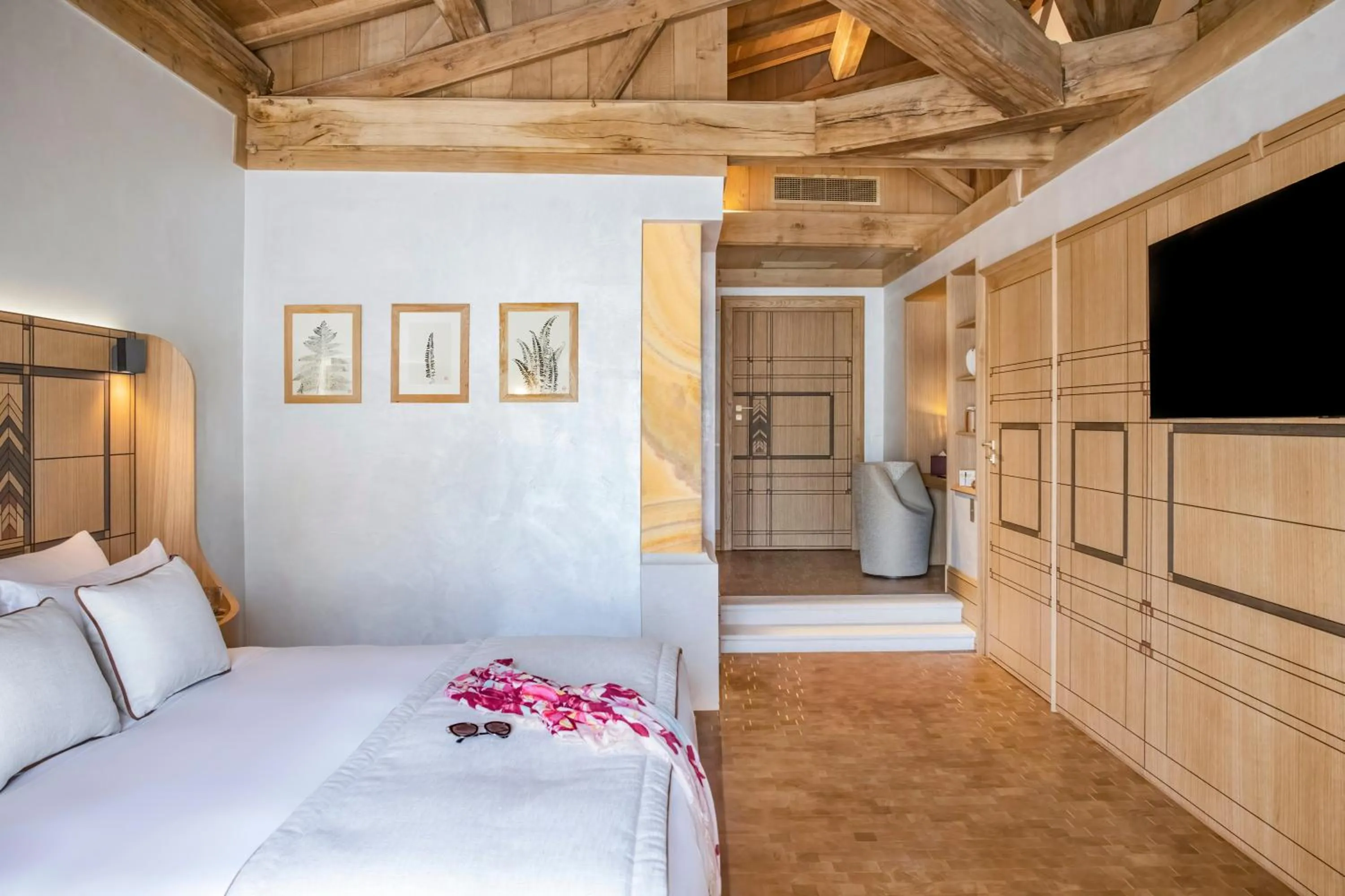 Bedroom, Bed in La Nauve, Hôtel & Jardin - Relais & Châteaux