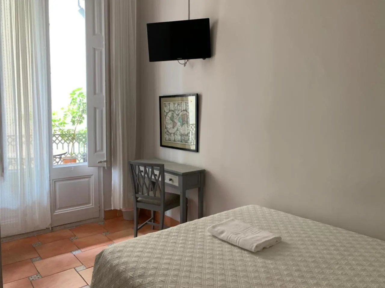 Bed in Casa Consell Gran Via, Guest House