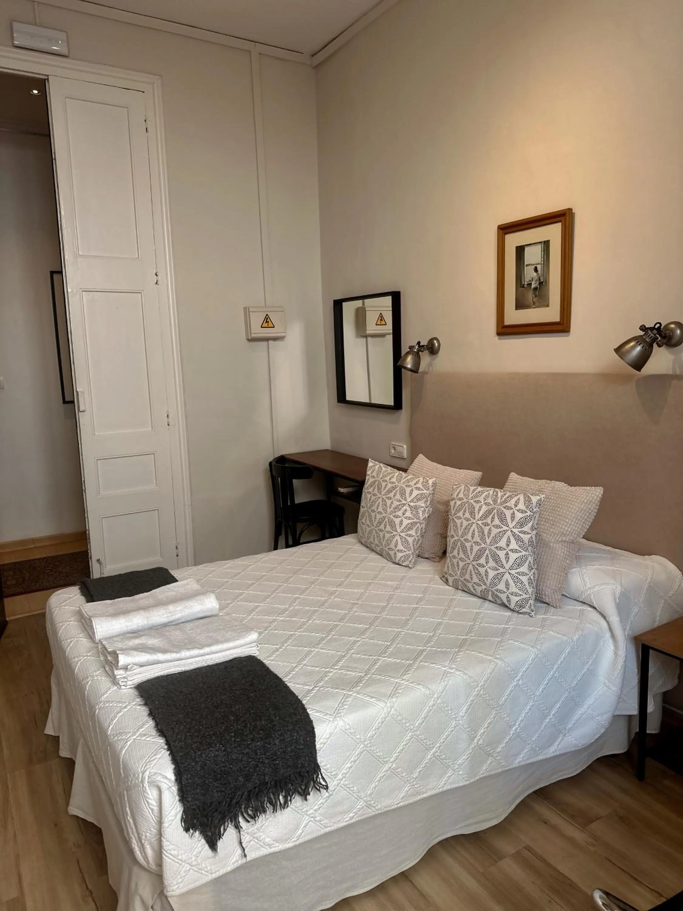 Bed in Casa Consell Gran Via, Guest House