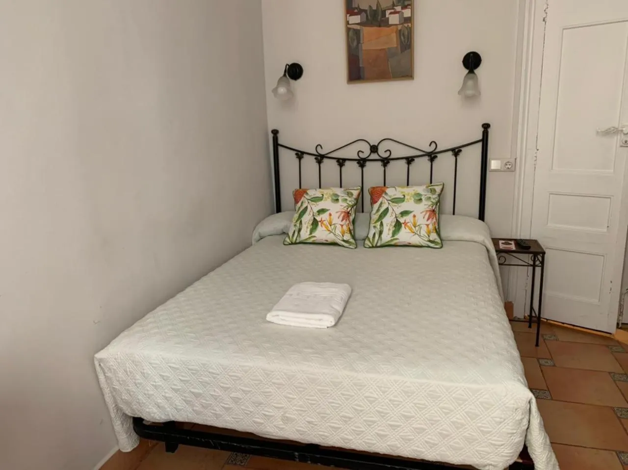 Bed in Casa Consell Gran Via, Guest House