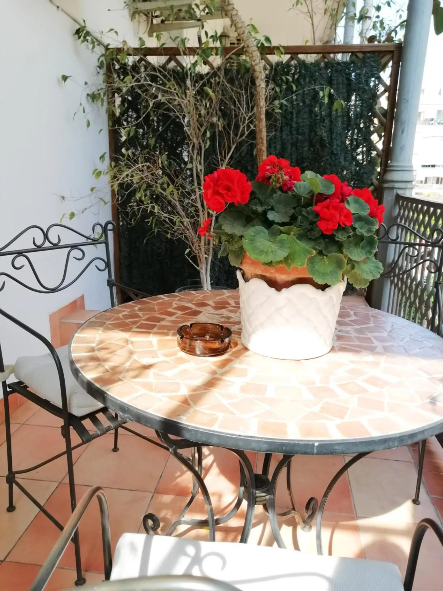 Off site in Casa Consell Gran Via, Guest House