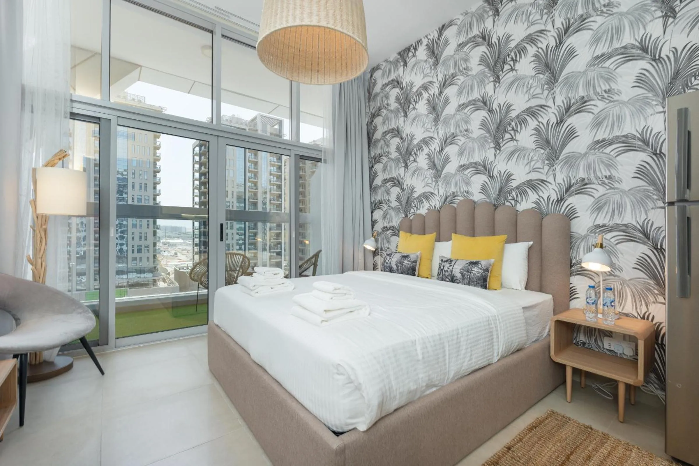 Bed in Lovely Studio & Budget Friendly